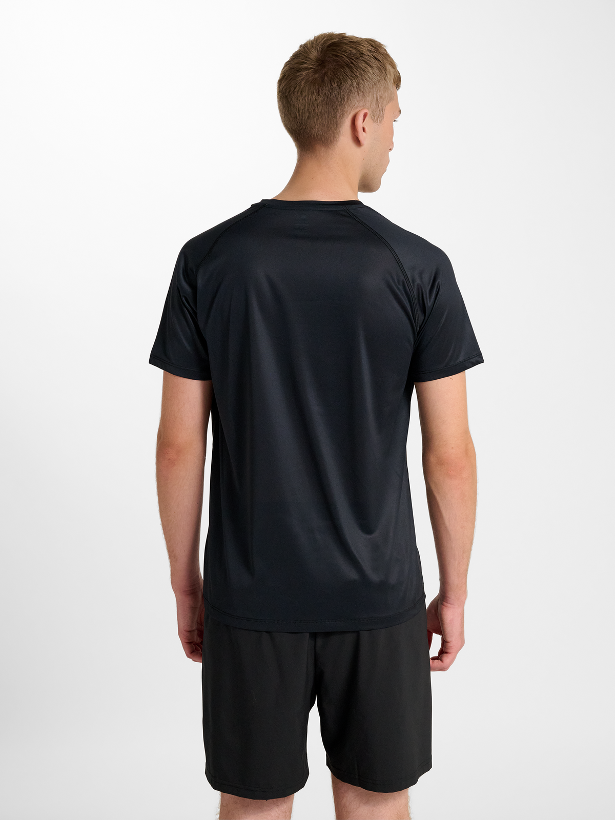 nwlBEAT GRADIENT T-SHIRT