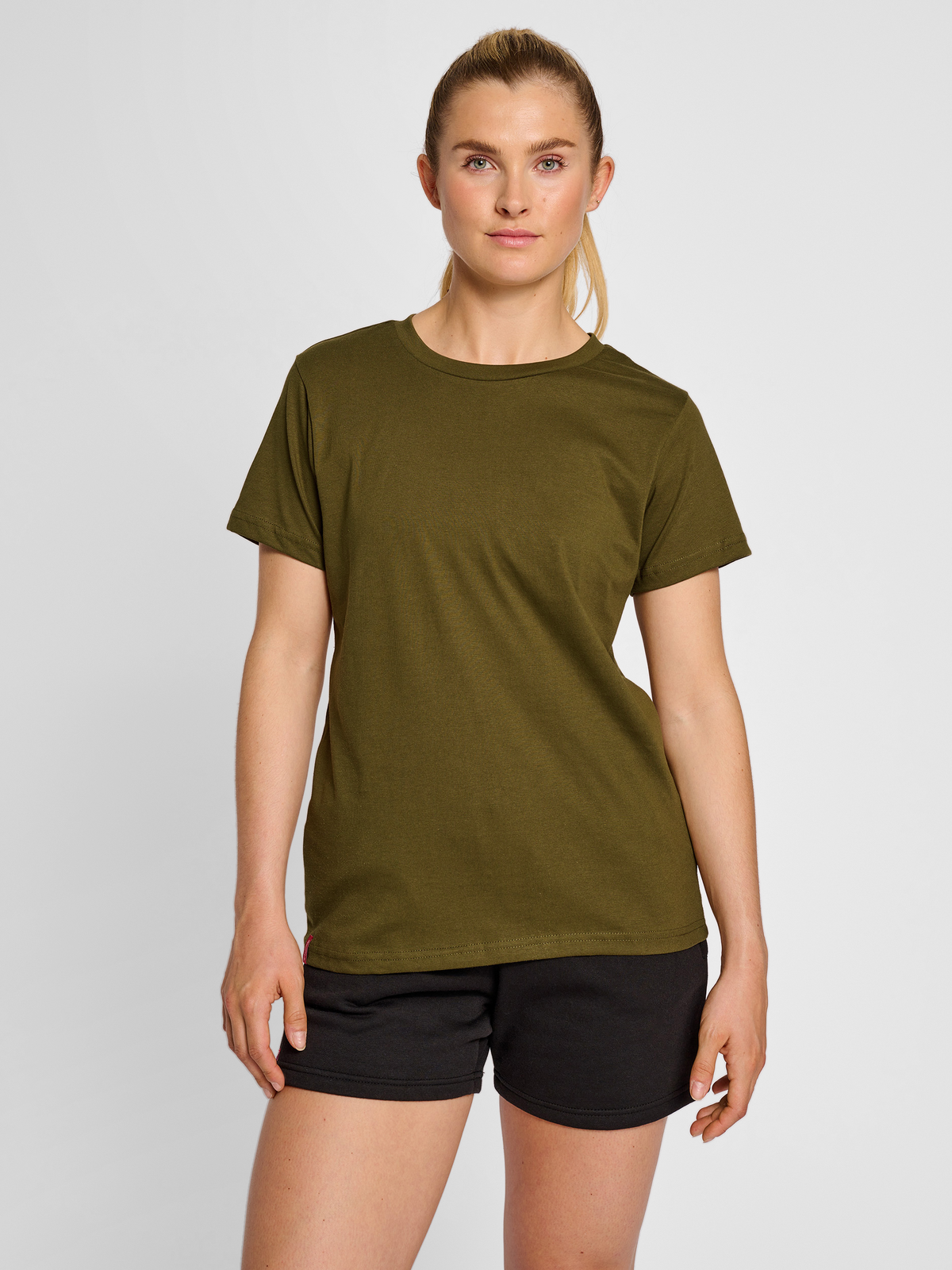 hmlRED HEAVY T-SHIRT S/S WOMAN