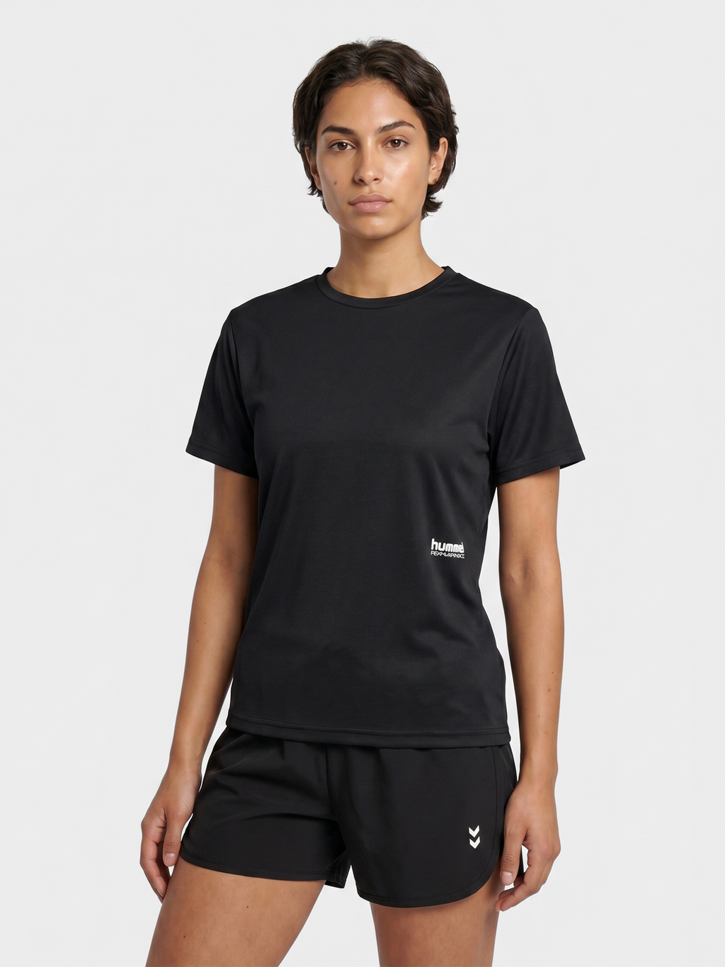 hmlPULSE WORKOUT W T-SHIRT S/S