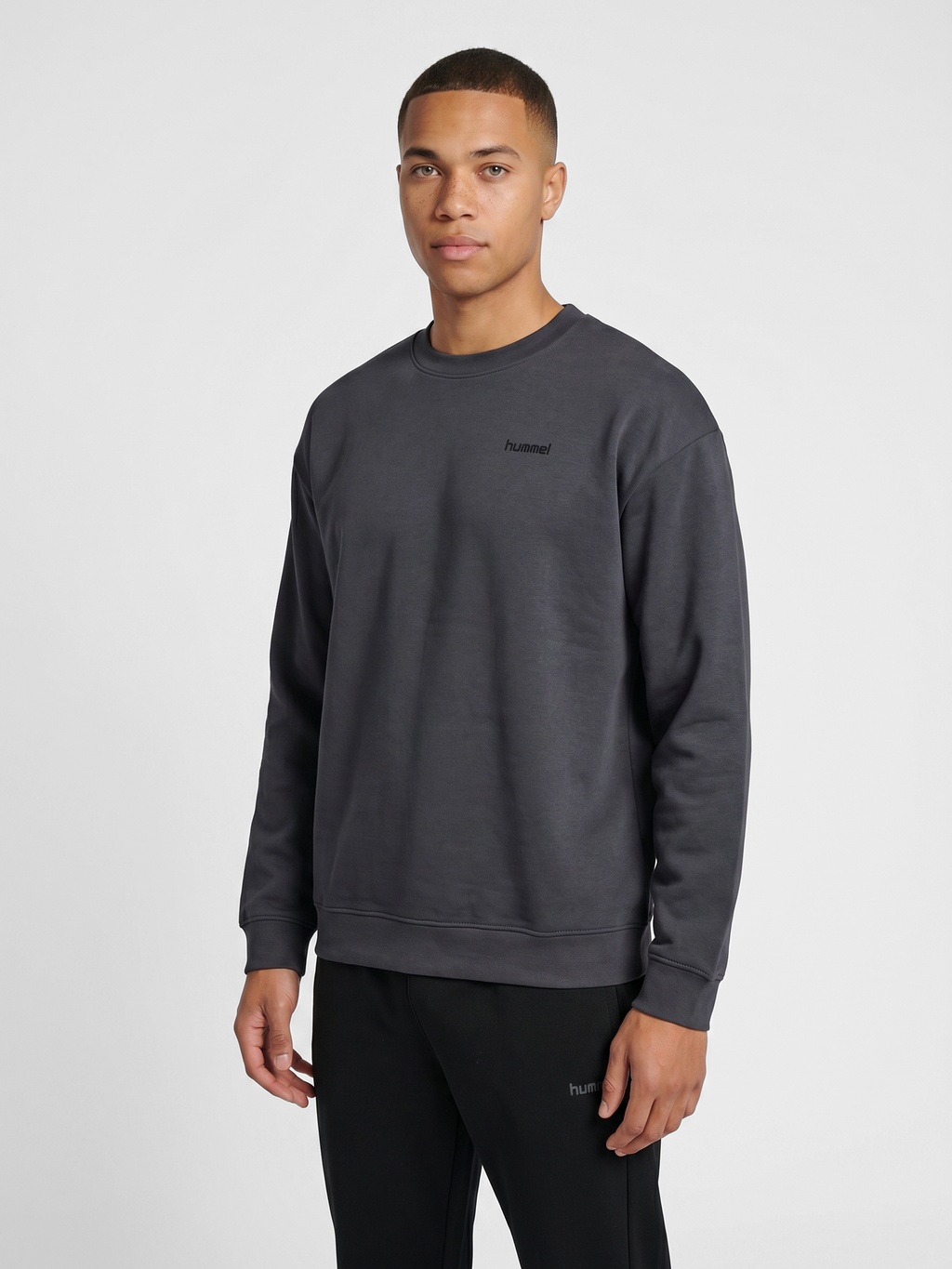 hmlKEEPER GRAPHIC CREWNECK