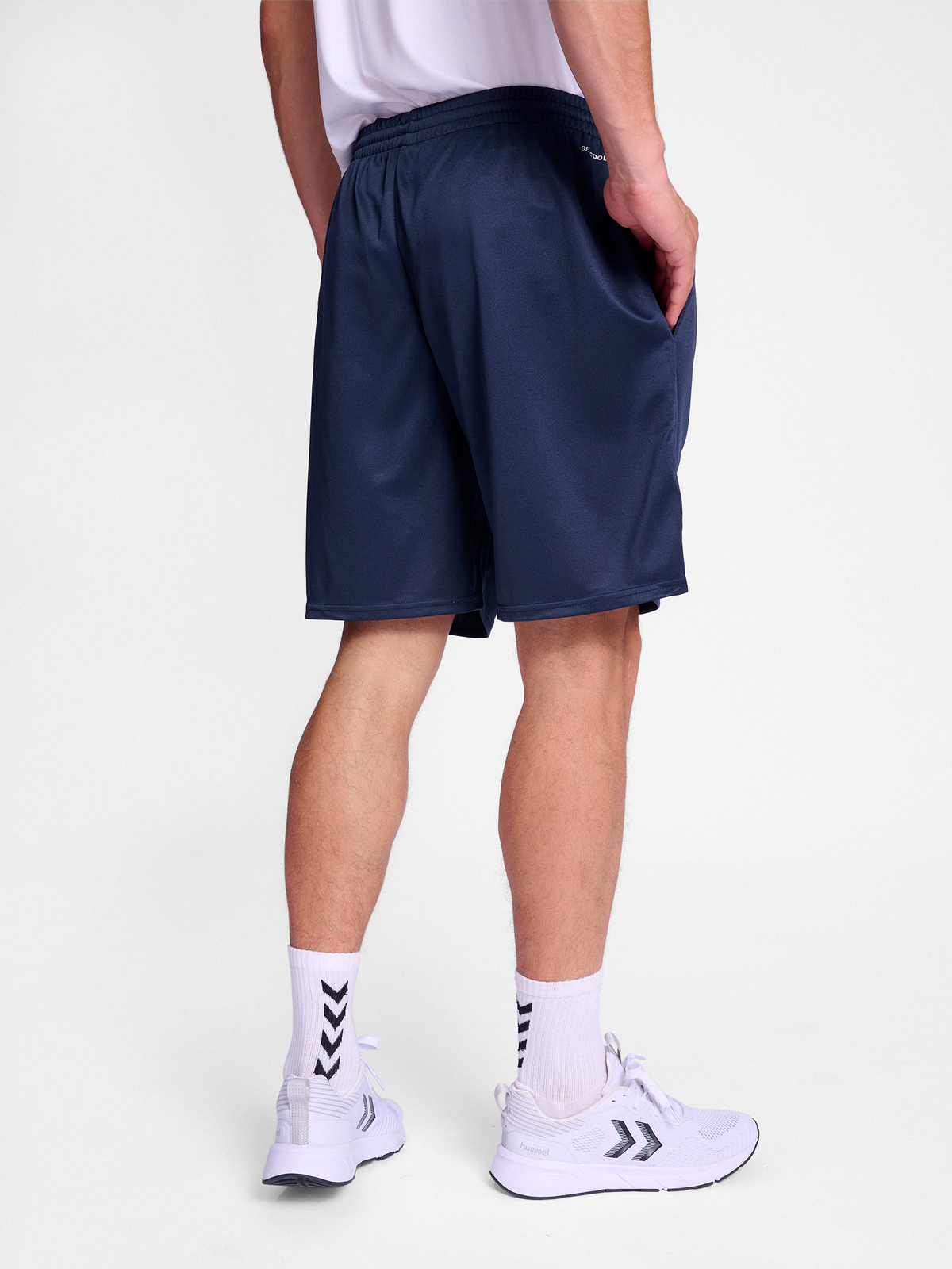 hmlESSENTIAL TRAINING SHORTS