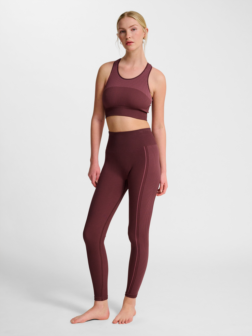 hmlYOGA SEAMLESS W CROP TOP