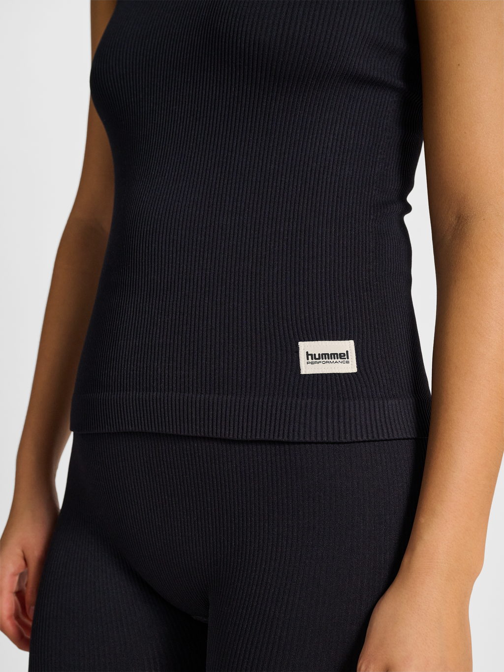 hmlPULSE SEAMLESS RIB W TANK TOP