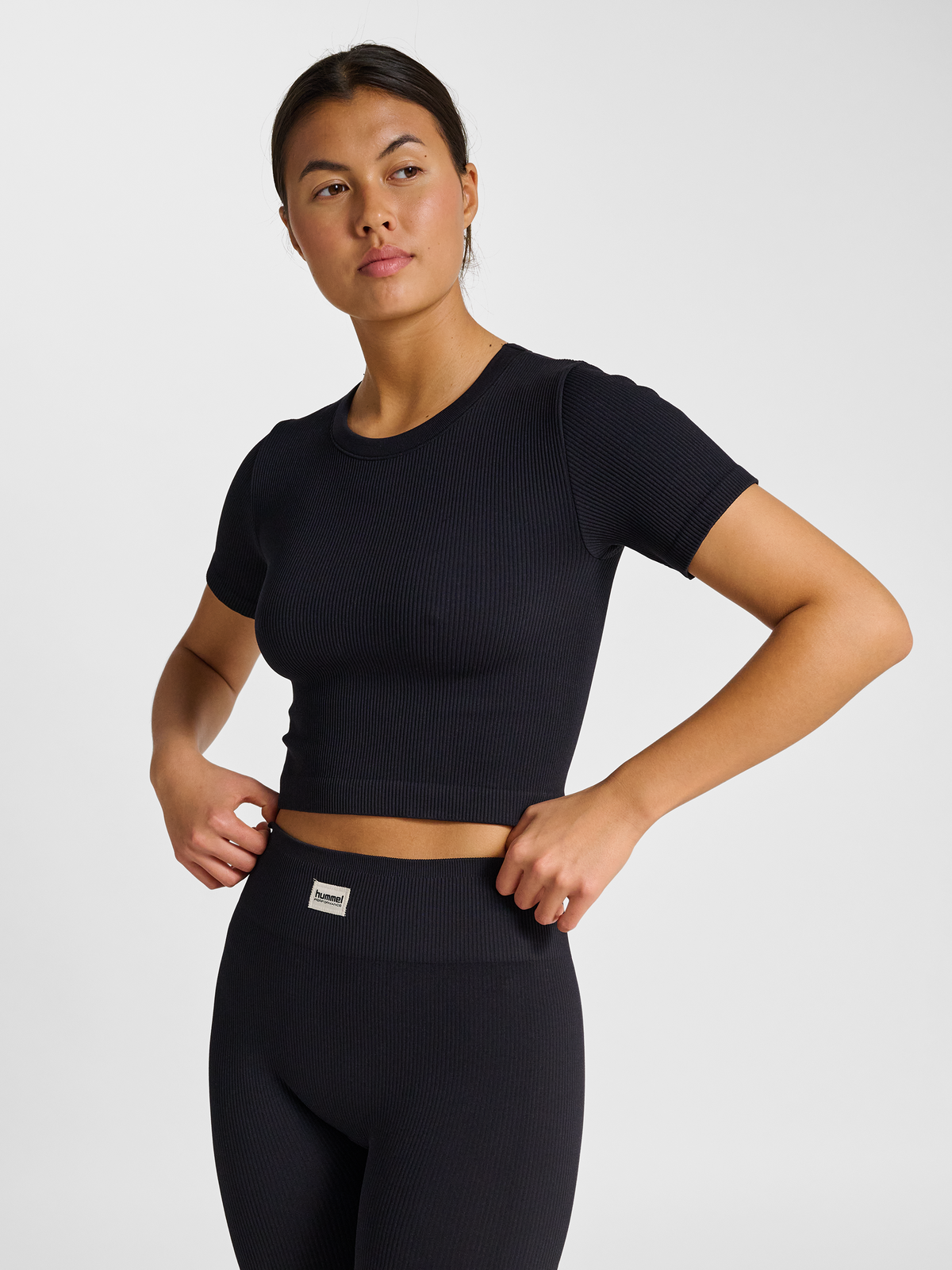 hmlPULSE SEAMLESS RIB W T-SHIRT S/S