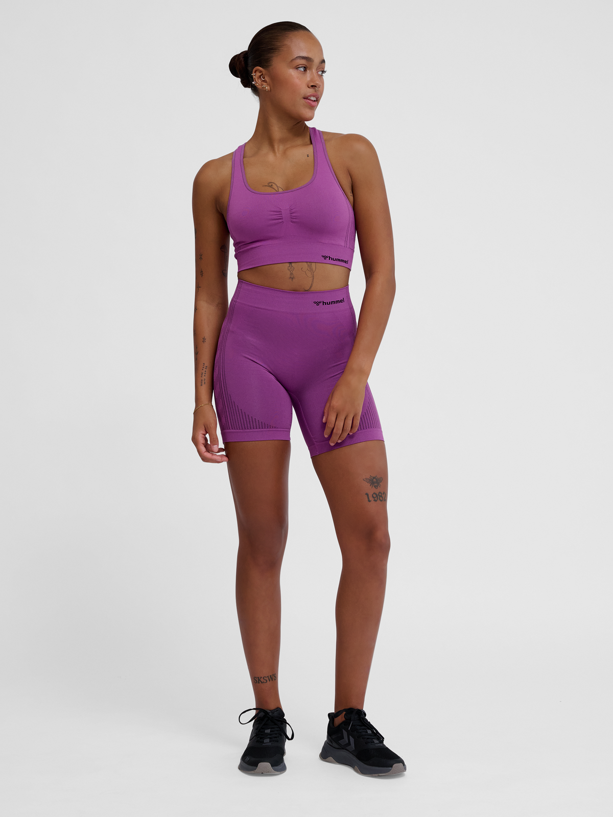 hmlMT SHAPING SEAMLESS MW SHORTS