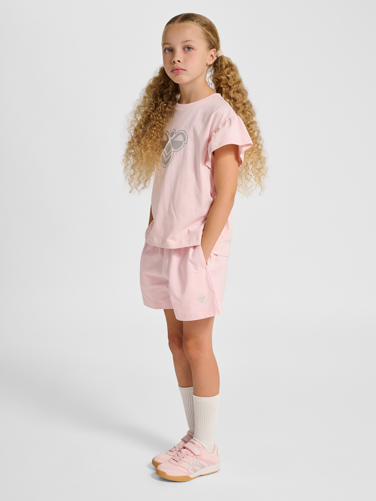 hmlJR RUFFLE T-SHIRT SS BIG BEE