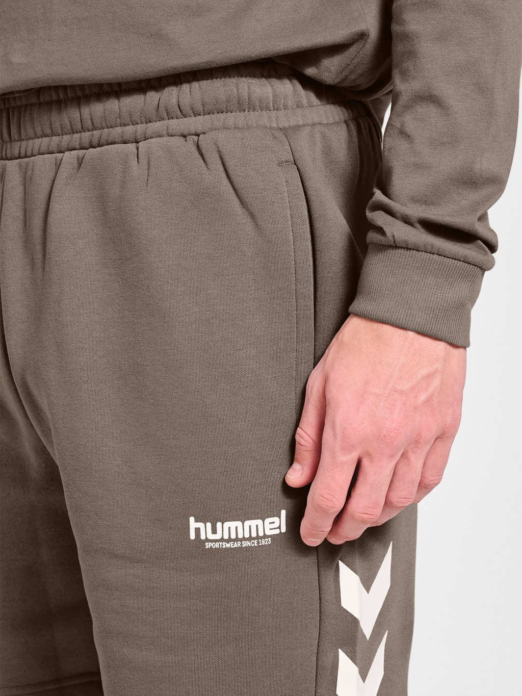 hmlLEGACY 2.0 SHORTS