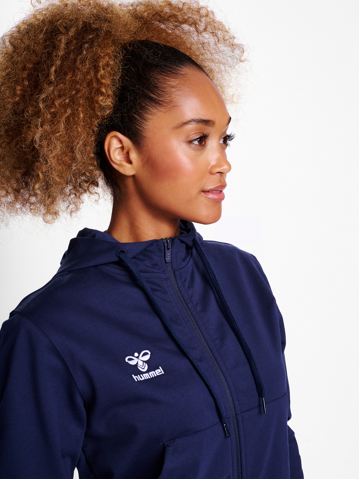 hmlGO 2.0 ZIP HOODIE WOMAN