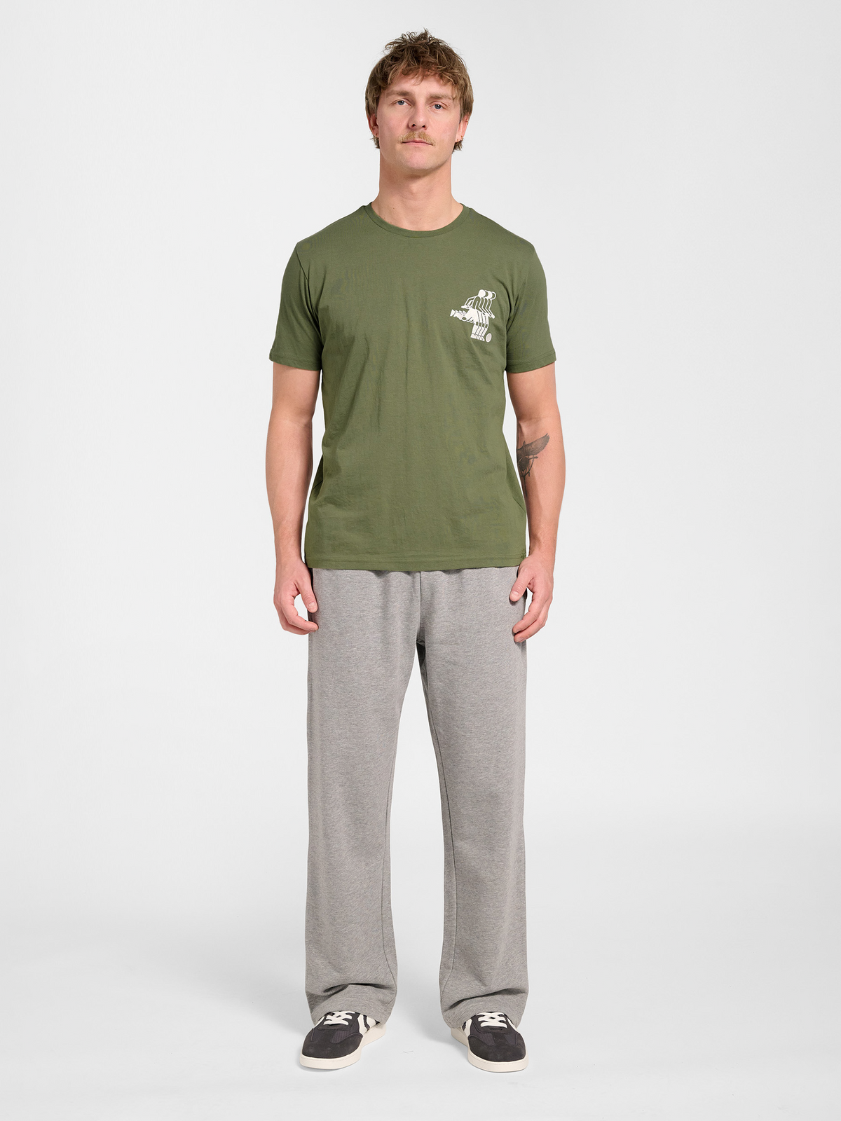 hmlPULSE GRAPHIC T-SHIRT S/S
