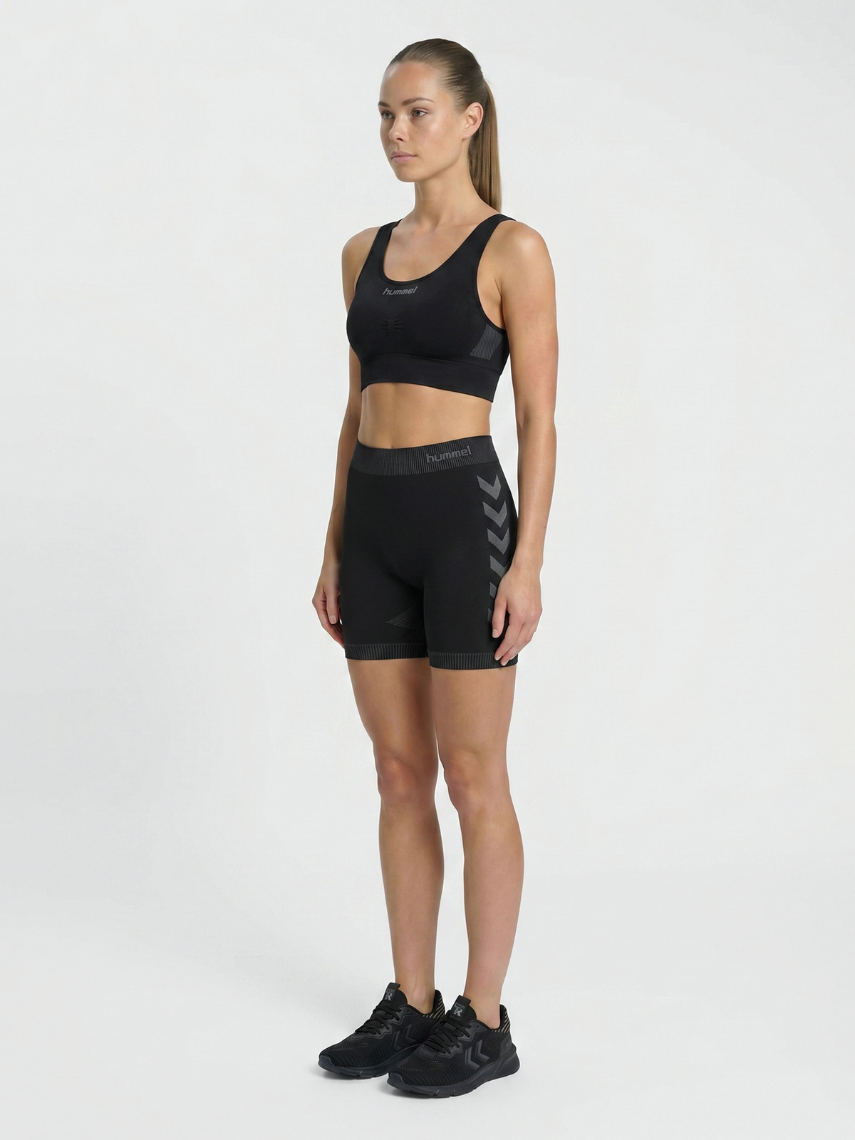 HUMMEL FIRST SEAMLESS BRA WOMAN