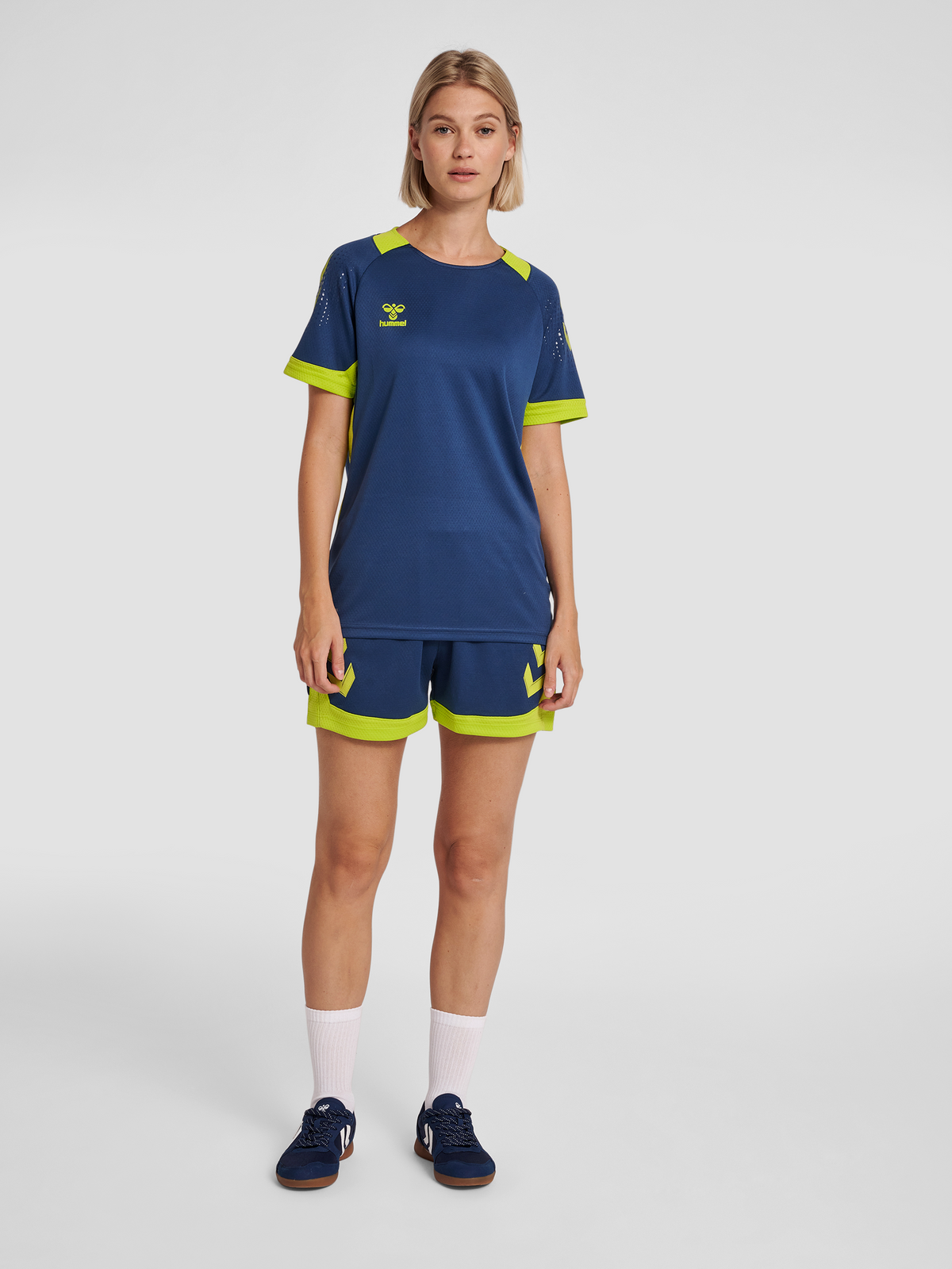 hmlLEAD WOMENS S/S POLY JERSEY