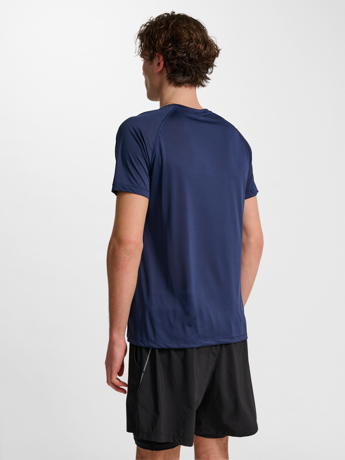 nwlBEAT T-SHIRT