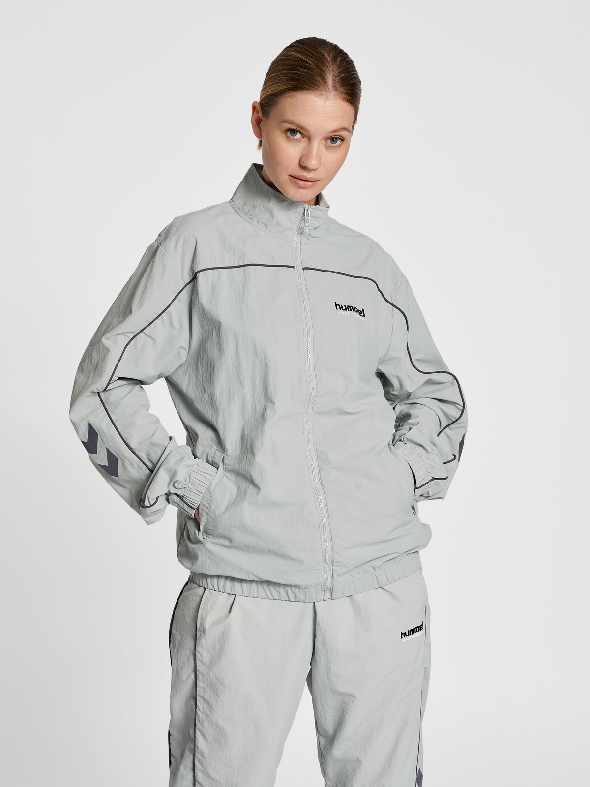 hmlLGC CELAB WOV ZIP JACKET