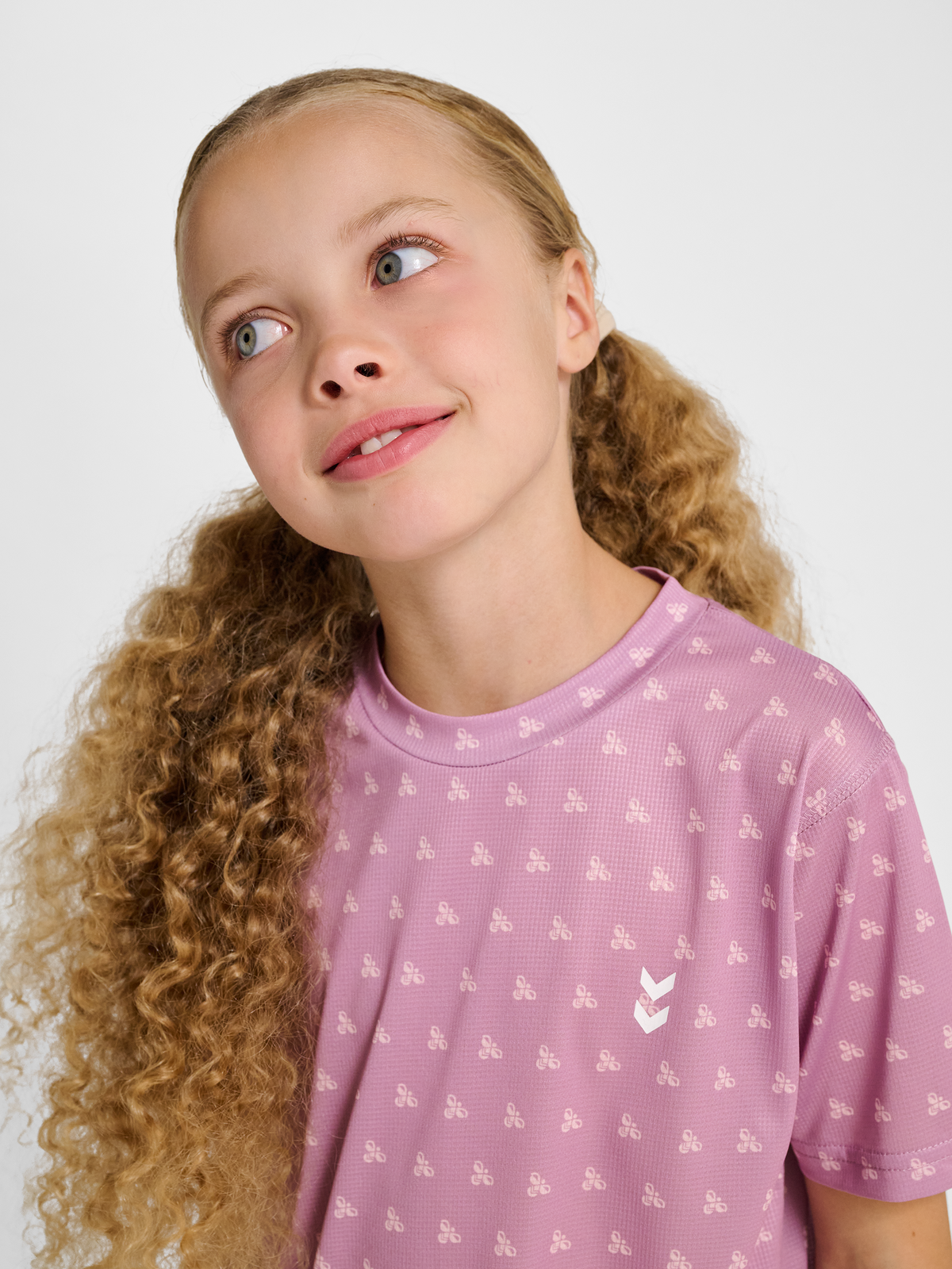 hmlJR BEE AOP T-SHIRT S/S
