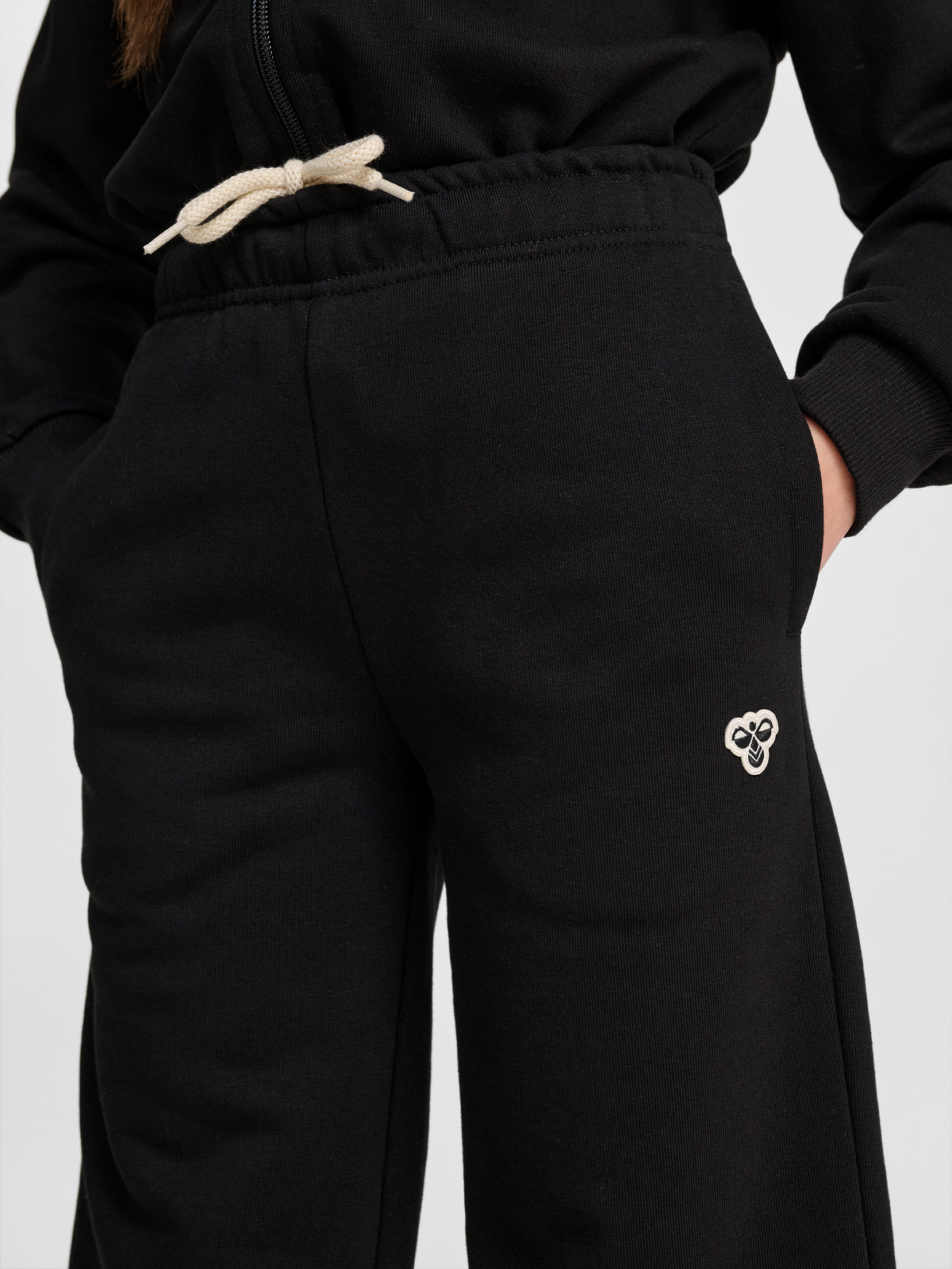 hmlJR LOOSE WL SWEATPANTS BEE