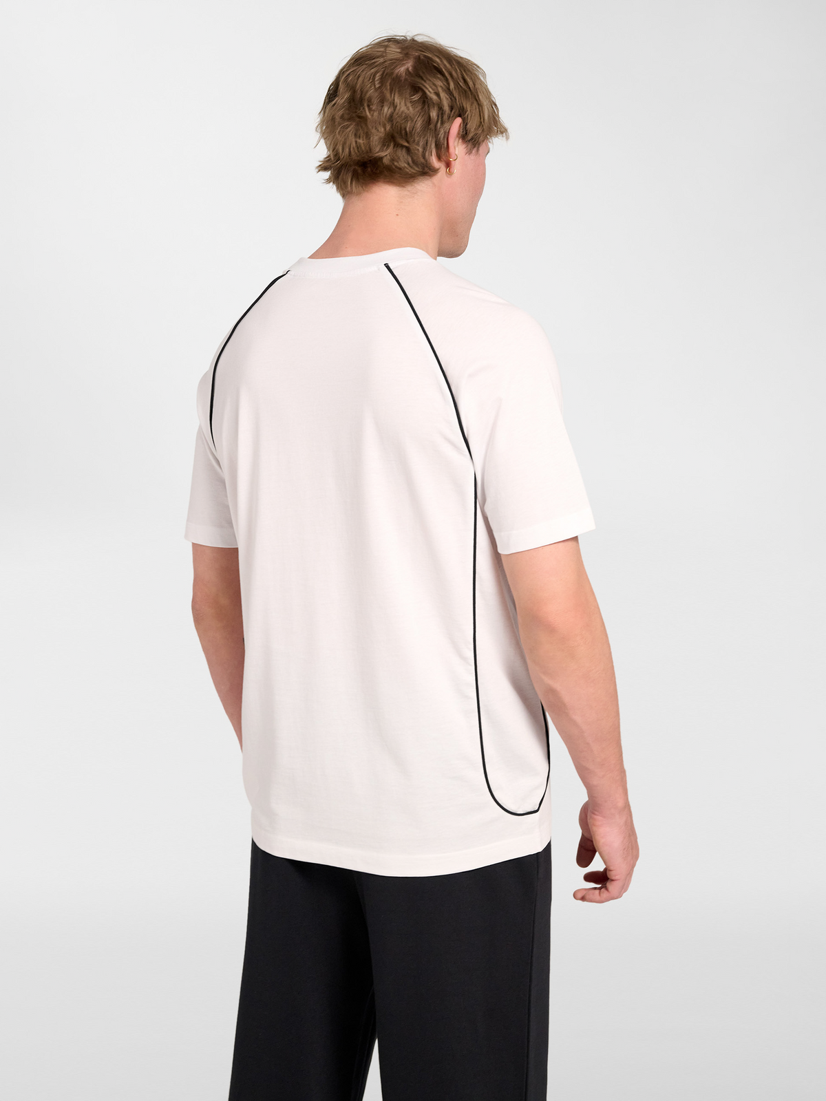 hmlPITCH REST DAY T-SHIRT S/S