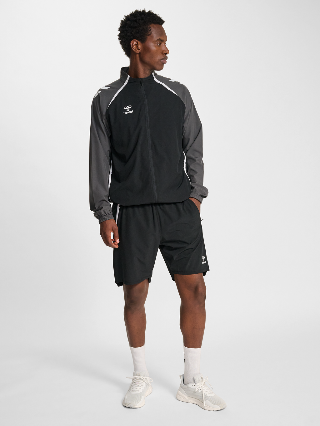 hmlLEAD 2.0 WOVEN SHORTS