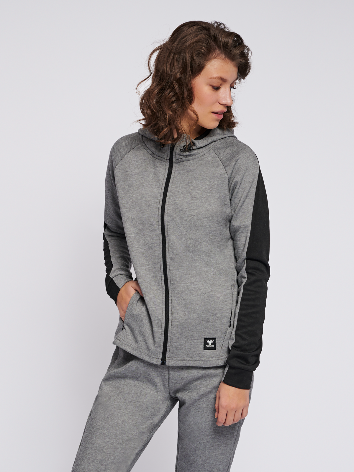hmlESSI ZIP HOODIE