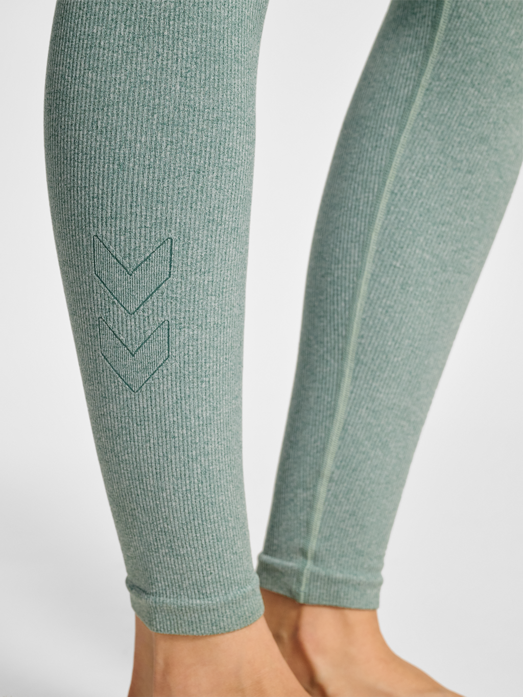 hmlYOGA SEAMLESS RIB MW TIGHTS