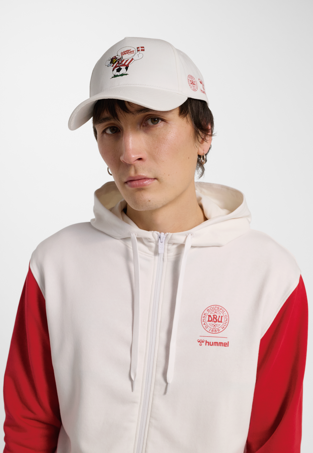 DBU 26 FAN RED-WHITE ZIP HOOD