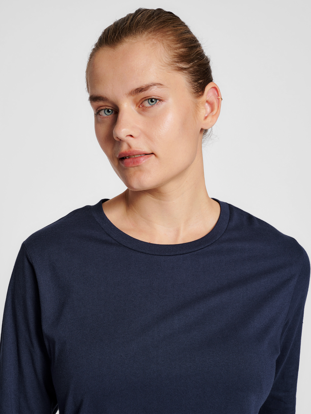 hmlRED BASIC T-SHIRT L/S WOMAN
