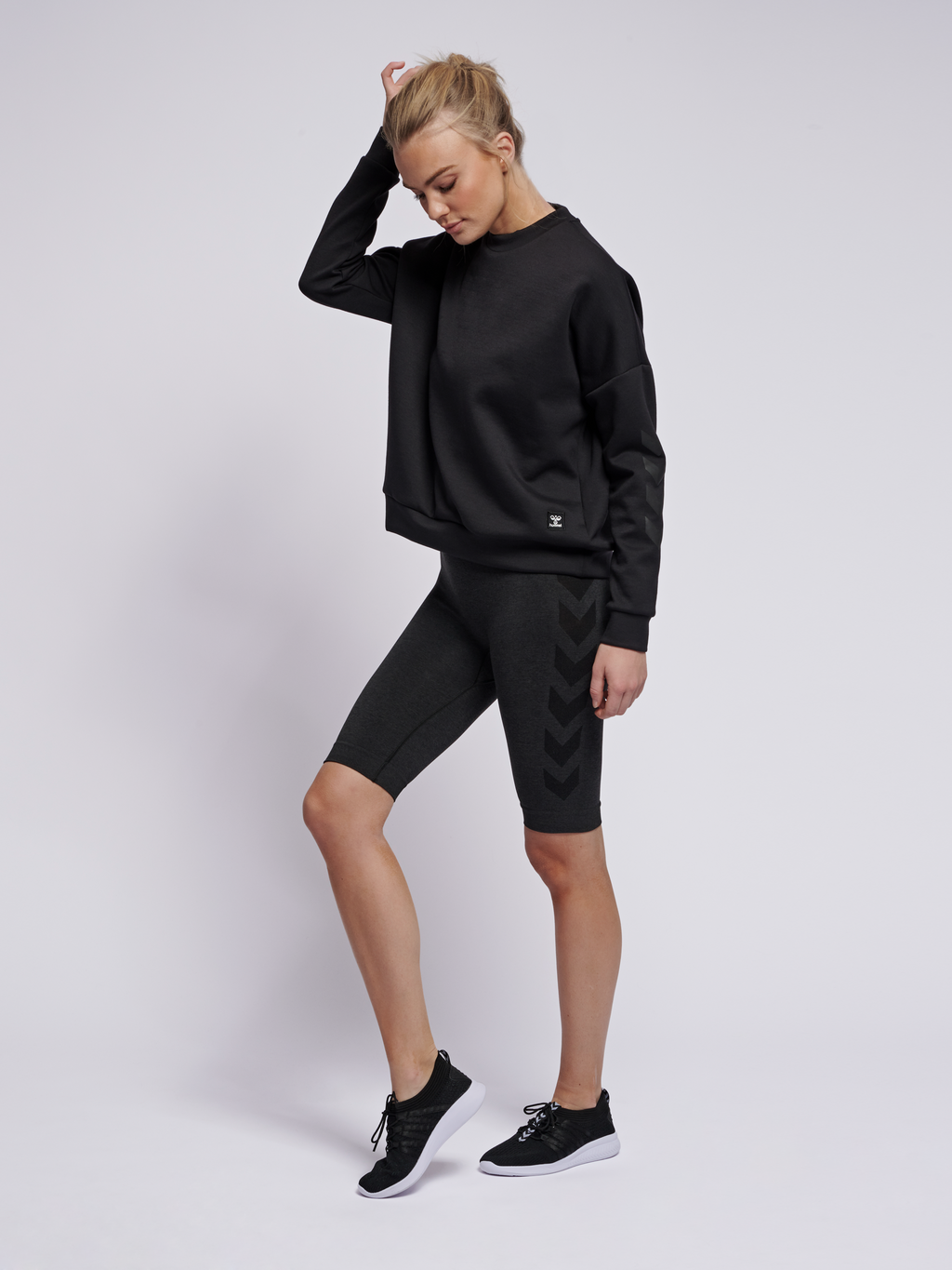 hmlESSI SWEATSHIRT