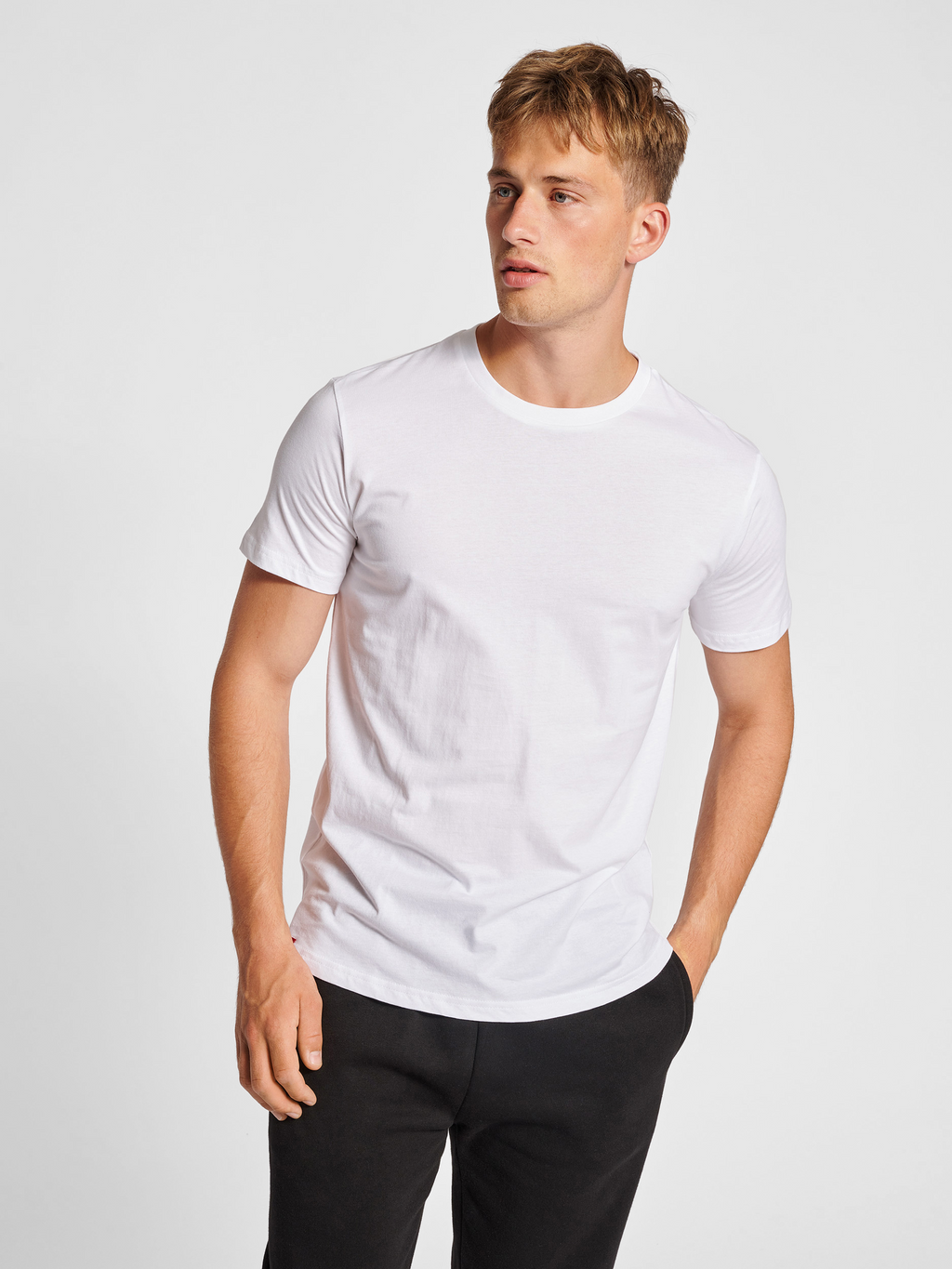 hmlRED BASIC T-SHIRT S/S