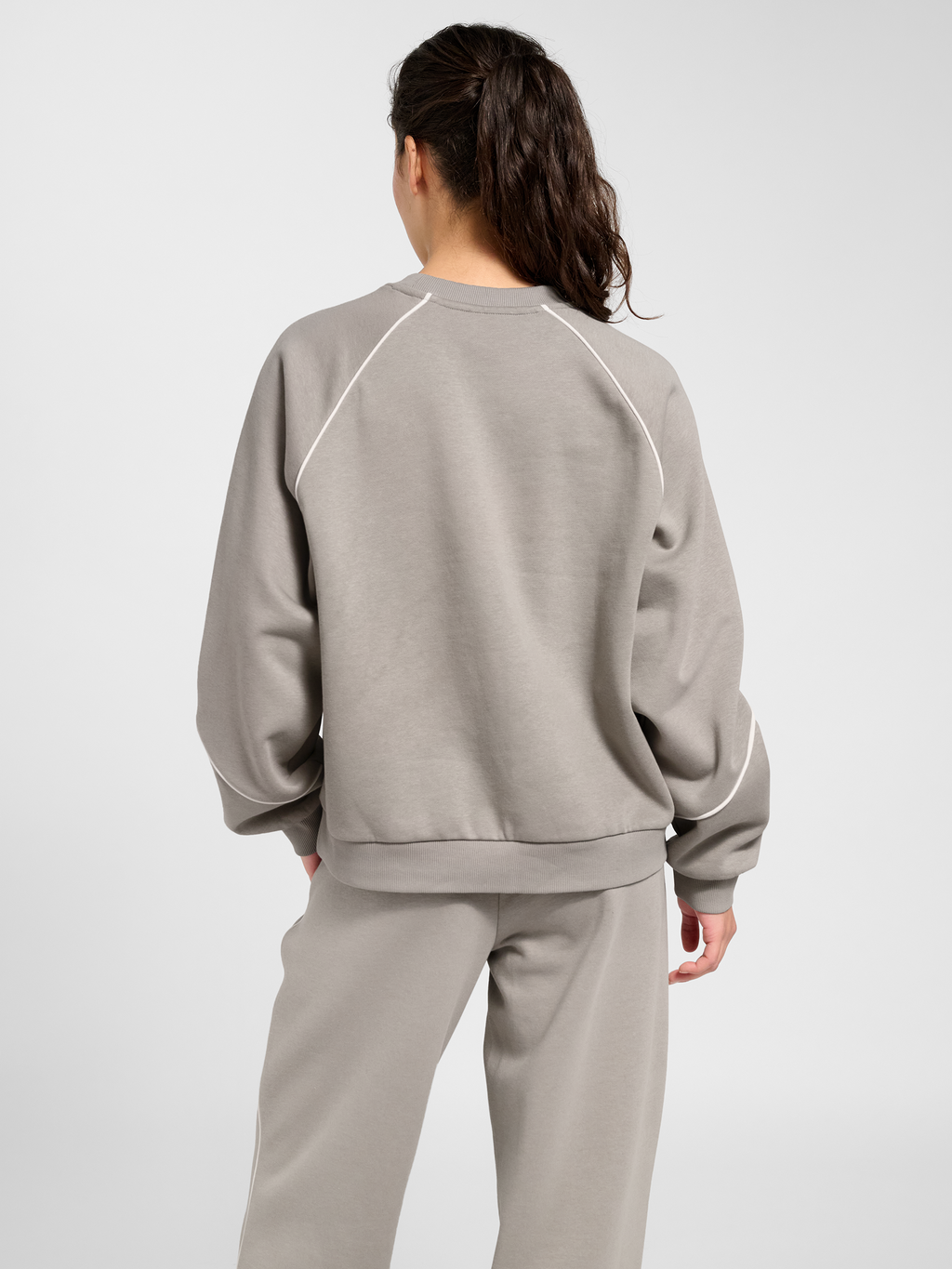 hmlKEEPER W BOXY PIPING CREWNECK
