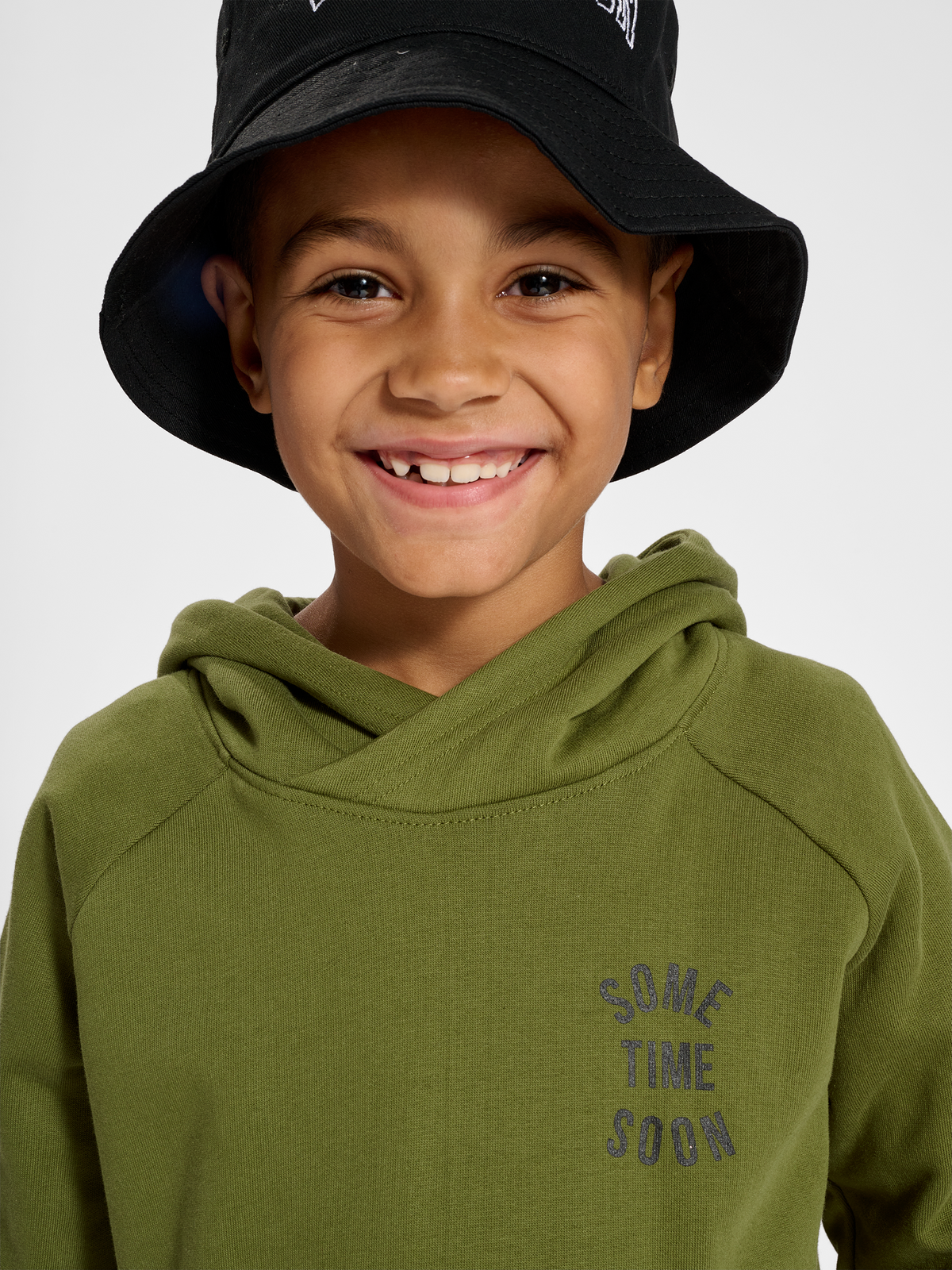 stsMONTEREY HOODIE