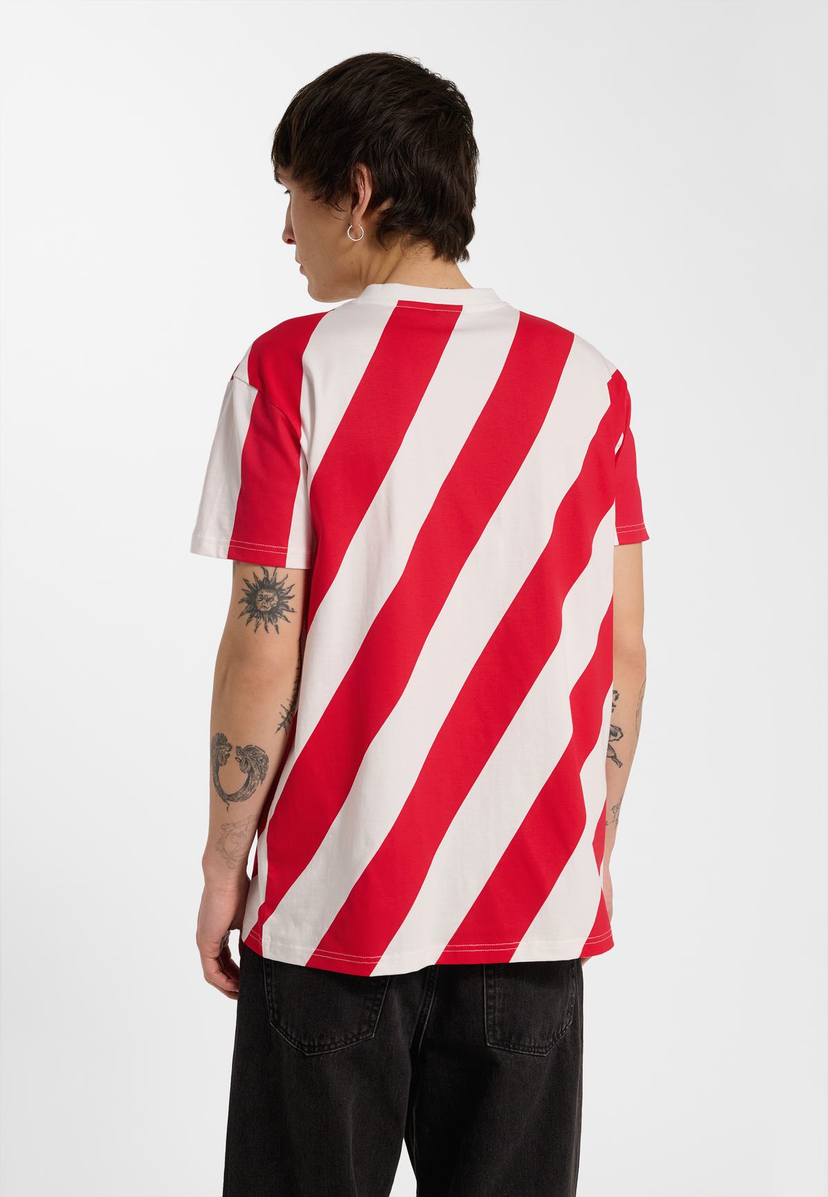 DBU 26 FAN DYNAMITE TEE SS
