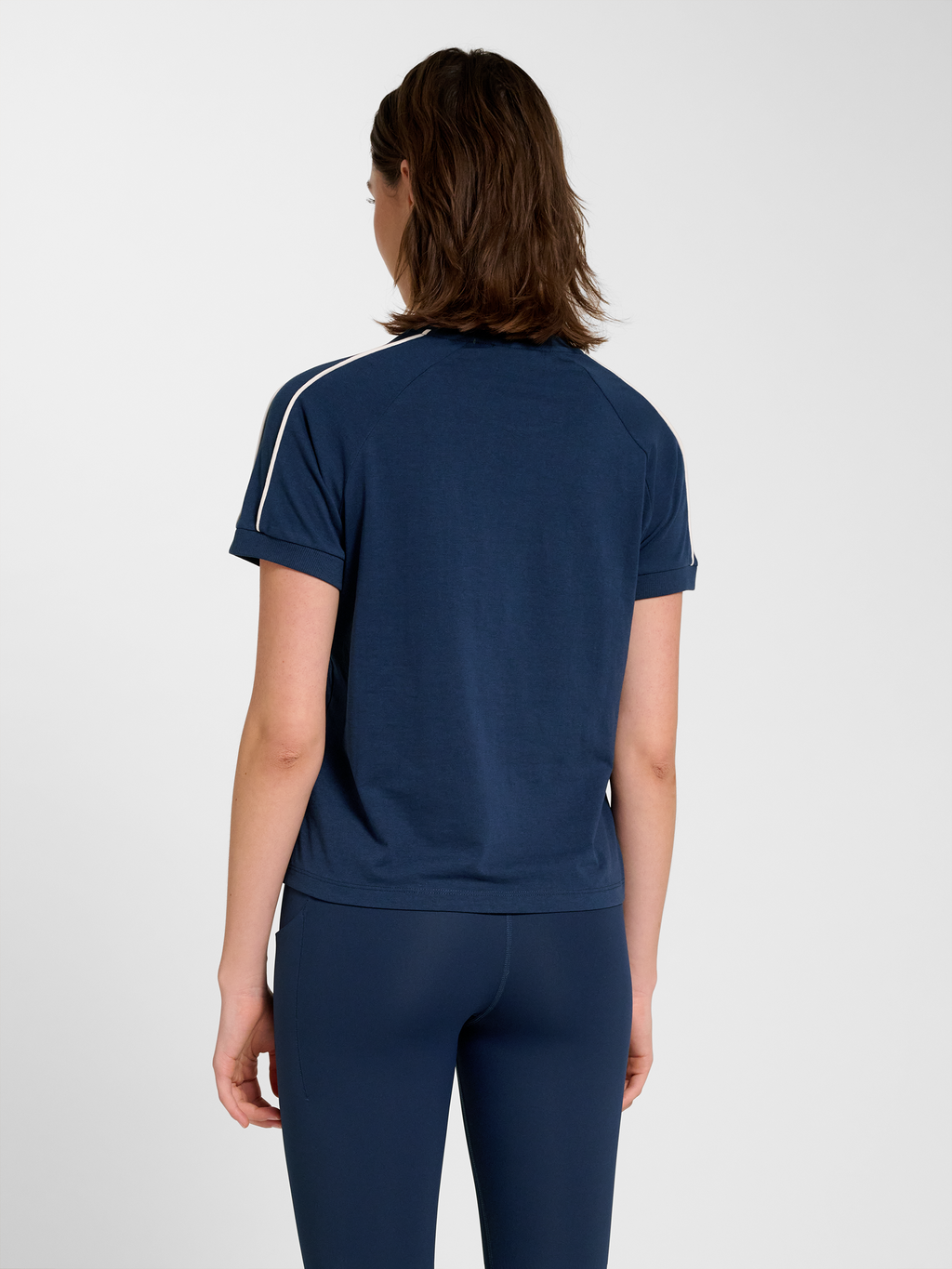 hmlPULSE PIPING W T-SHIRT S/S