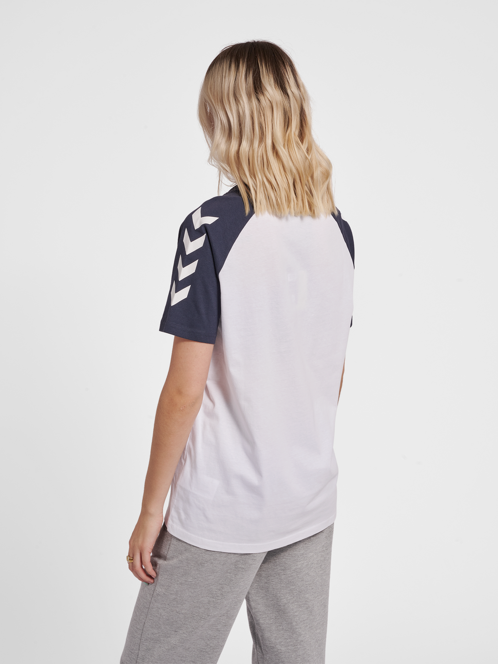 hmlLEGACY BLOCKED T-SHIRT