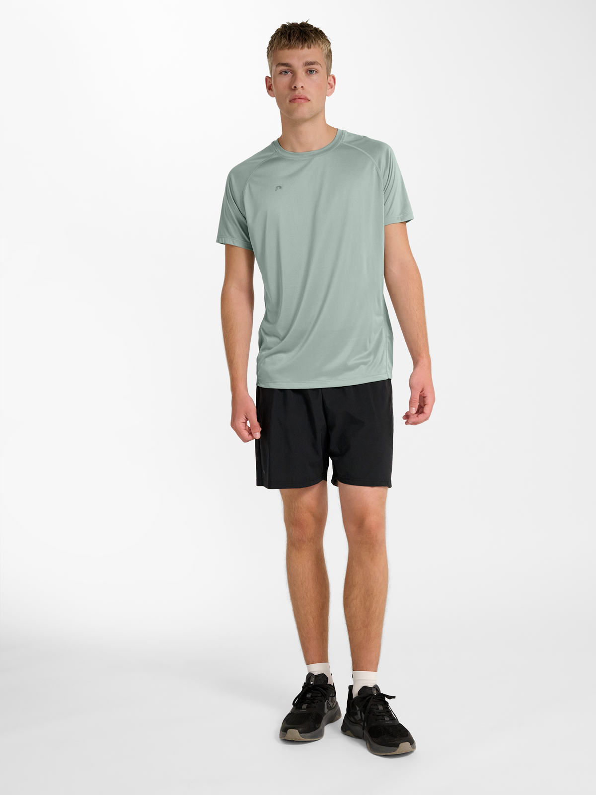 nwlBEAT T-SHIRT