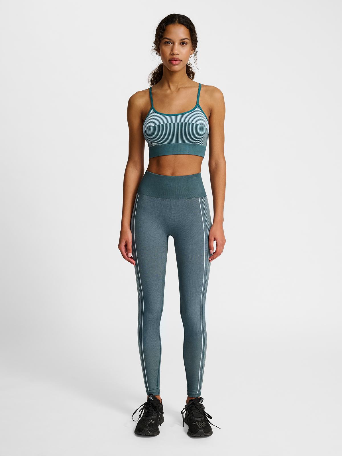 hmlYOGA SEAMLESS LOW SUPPORT BRA