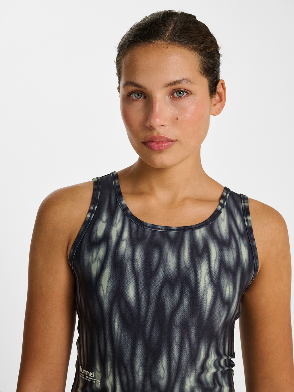 hmlHIIT AOP INTENSITY W TOP