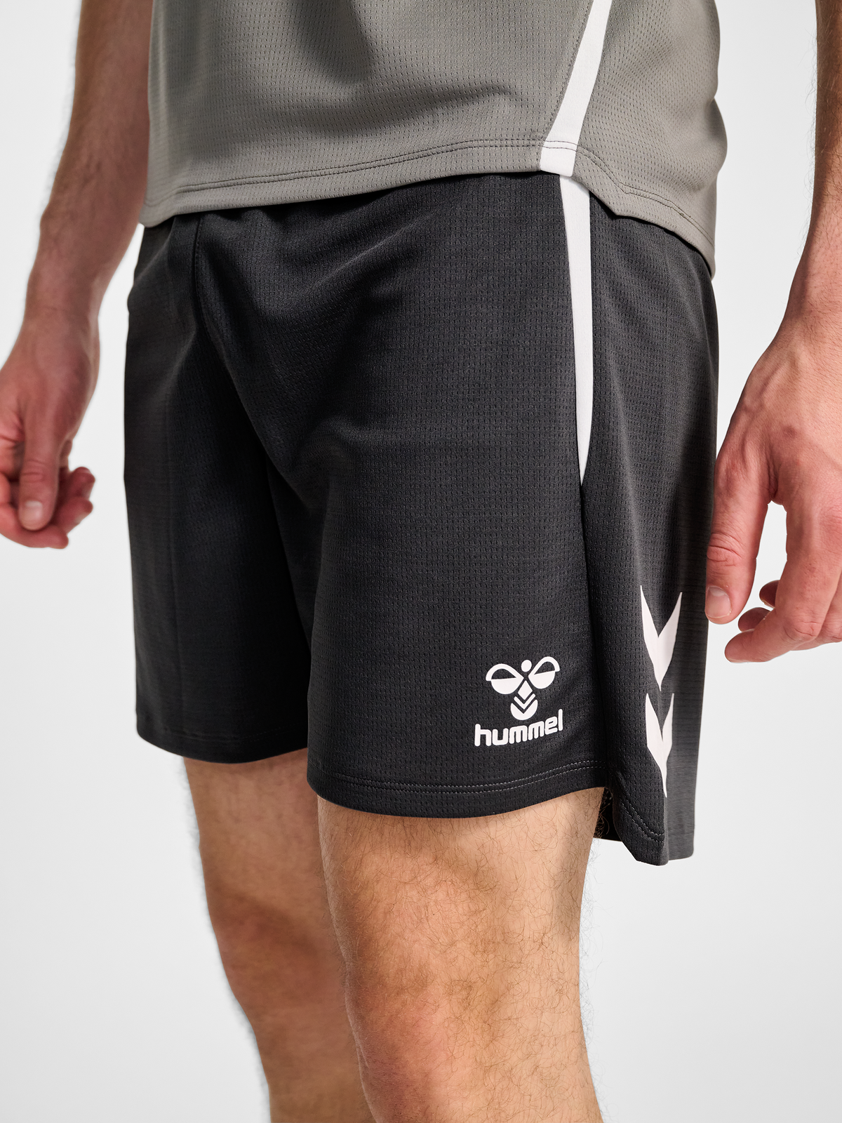 hmlLEAD 2.0 SHORTS