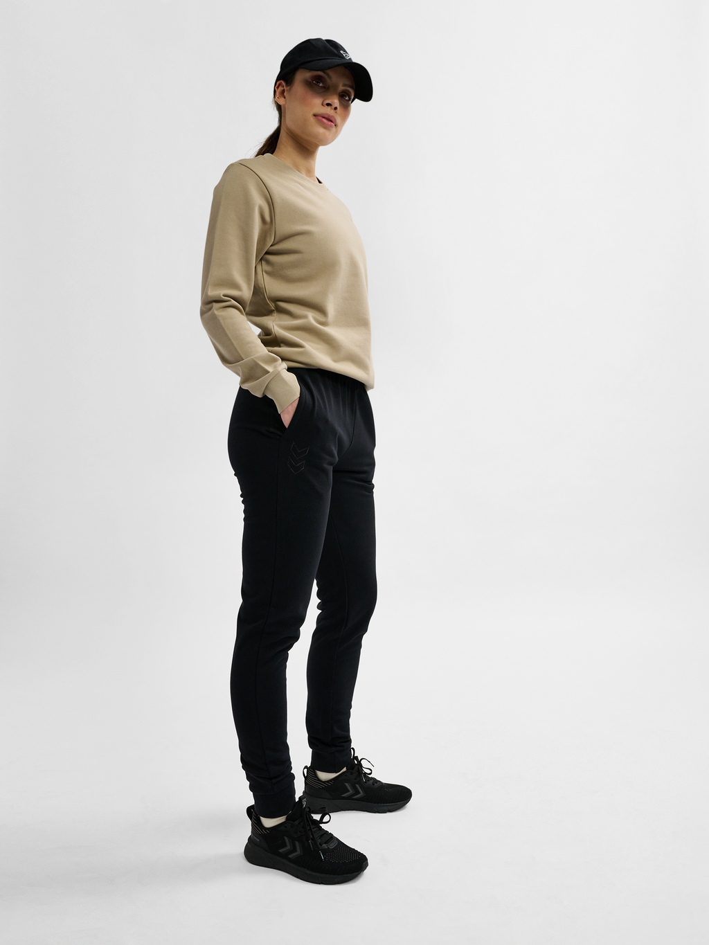 hmlACTIVE SWEATPANTS WOMAN