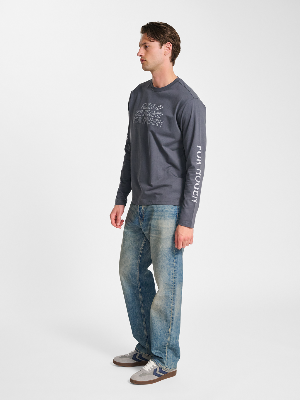 hmlPLADSTILFORSKELLE 25 T-SHIRT L/S