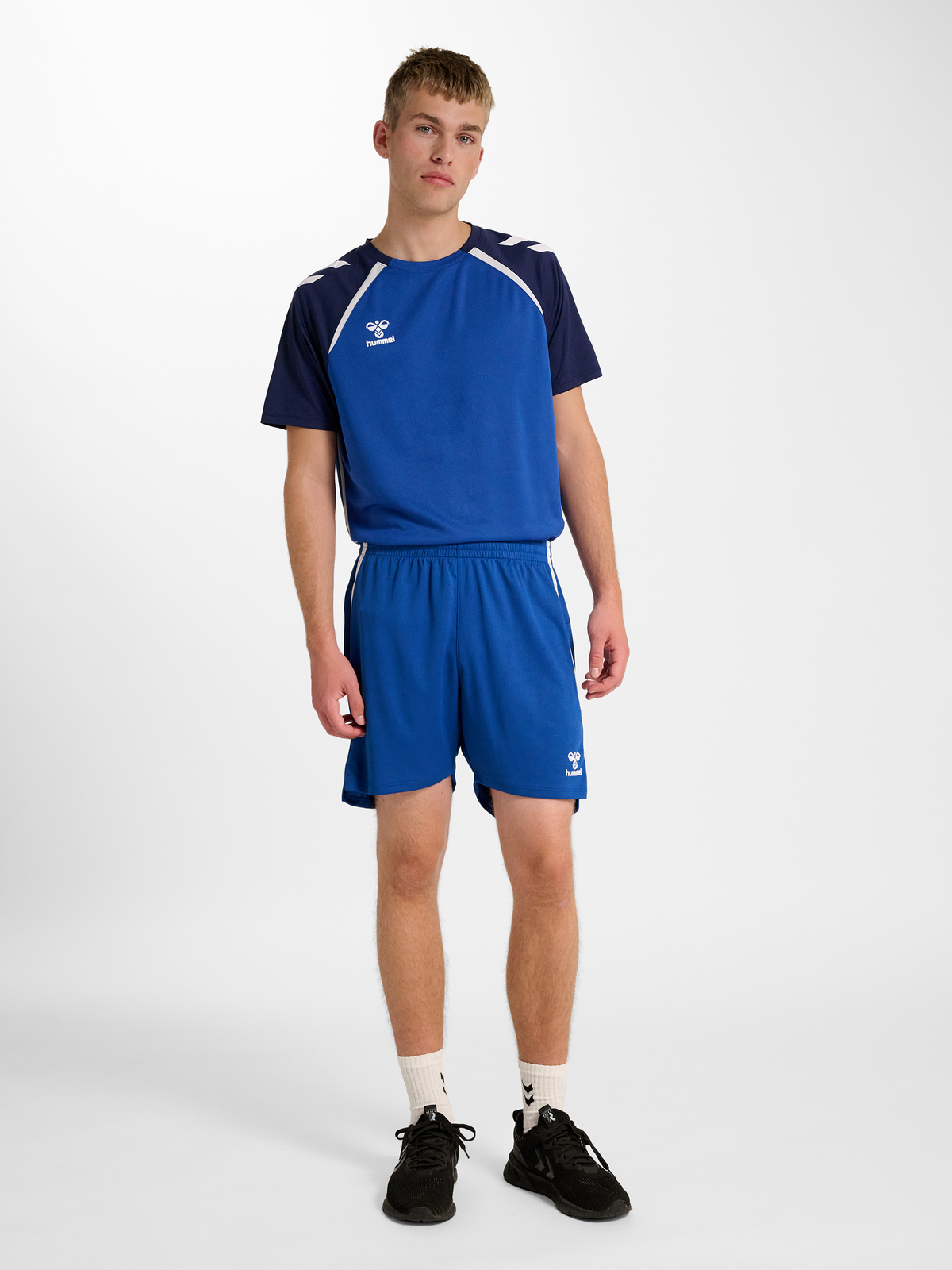 hmlLEAD 2.0 SHORTS