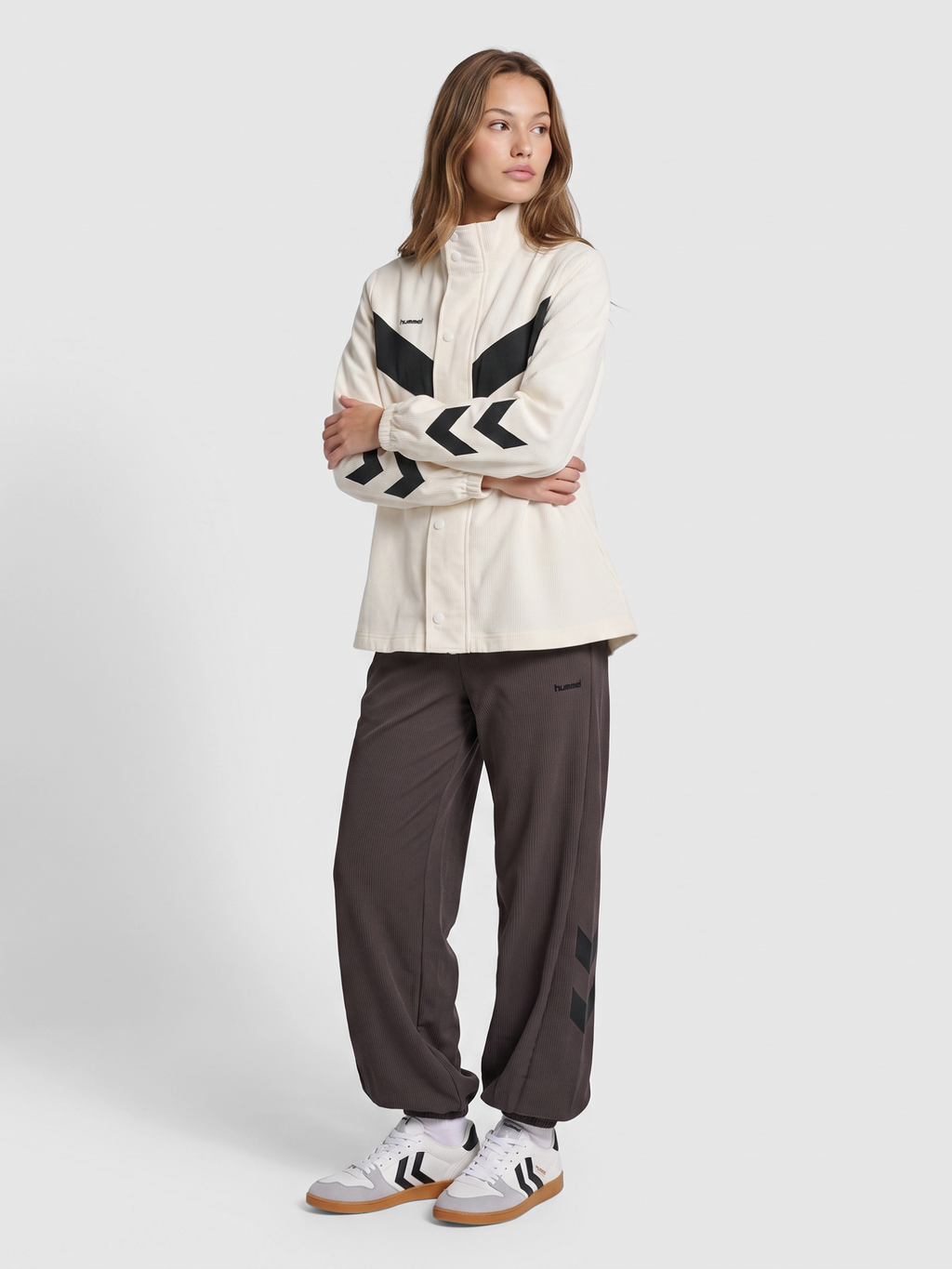 hmlI-D FUNNEL NECK JACKET