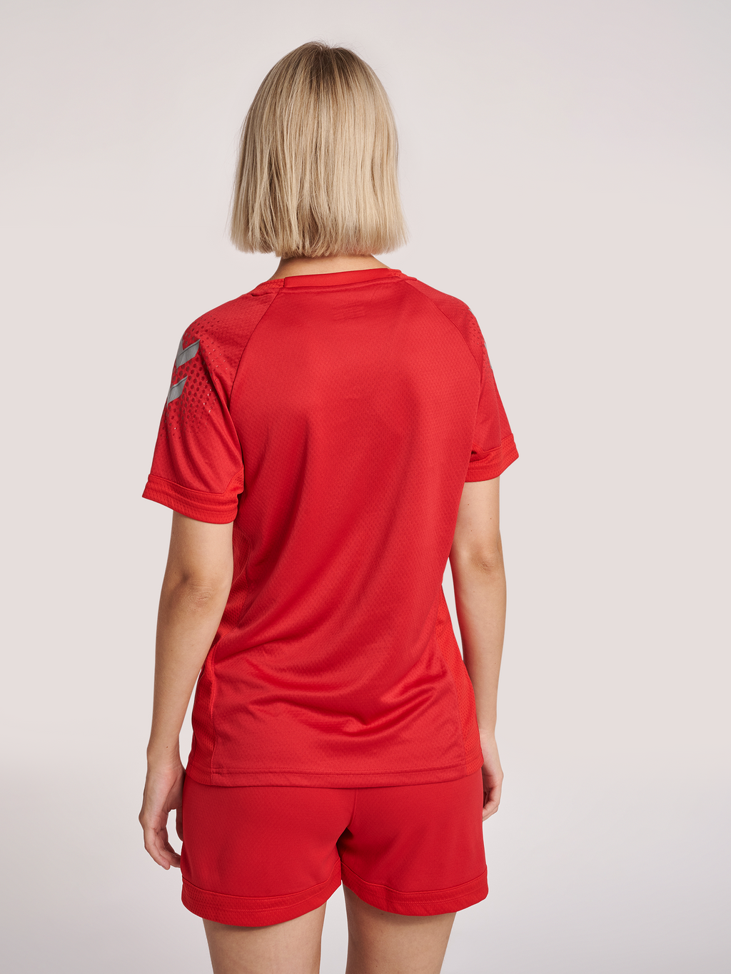 hmlLEAD WOMENS S/S POLY JERSEY