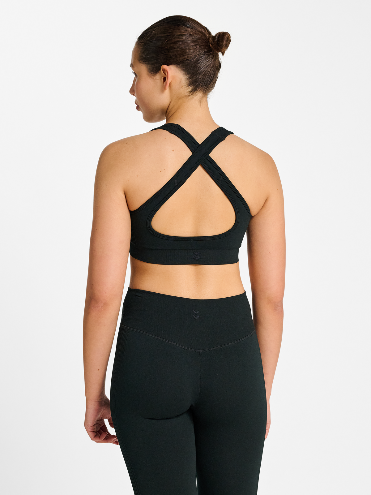 hmlHIIT SEAMLESS V SHAPE PADDED BRA