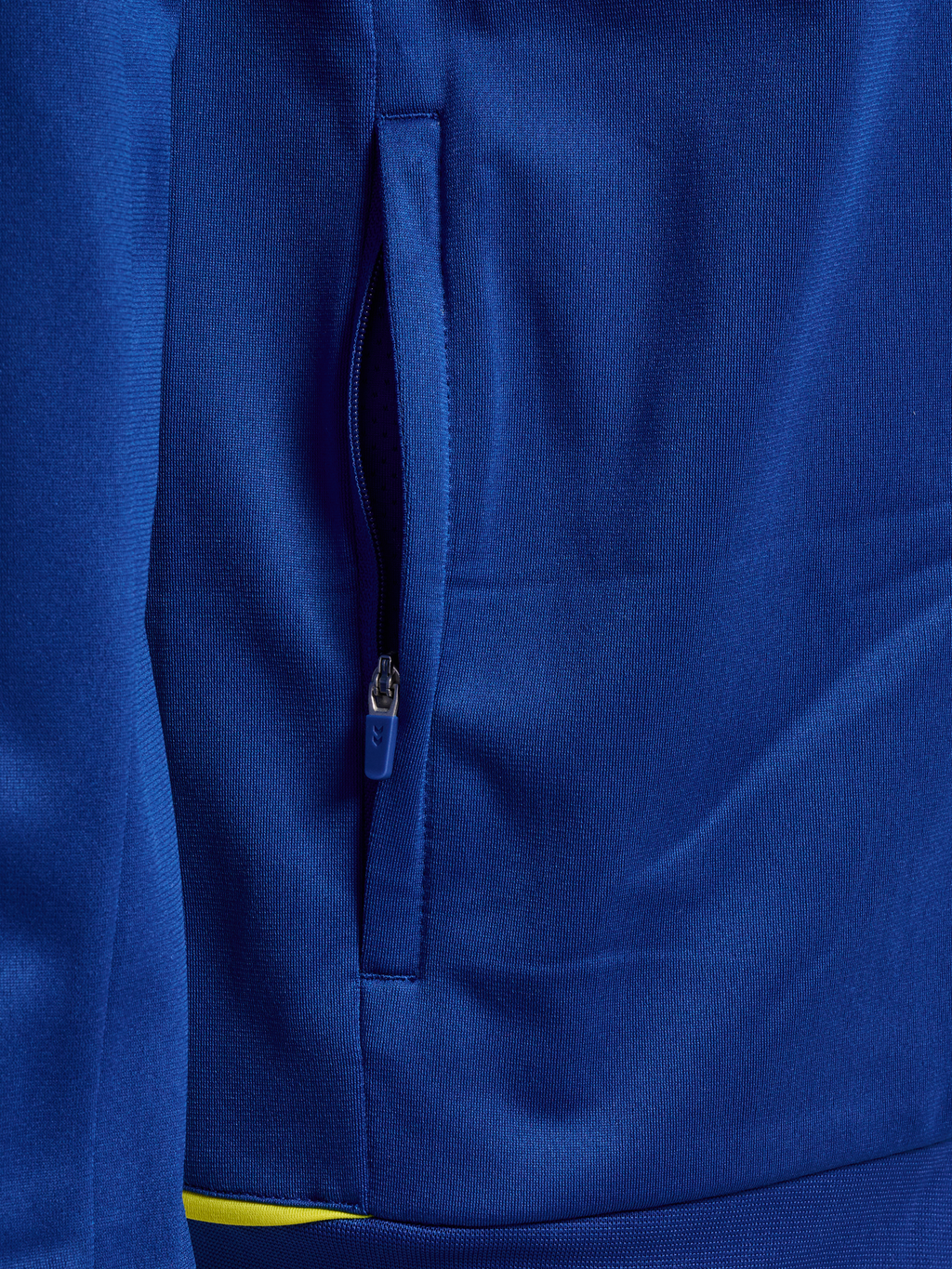 hmlCORE 2.0 TRACK ZIP JACKET