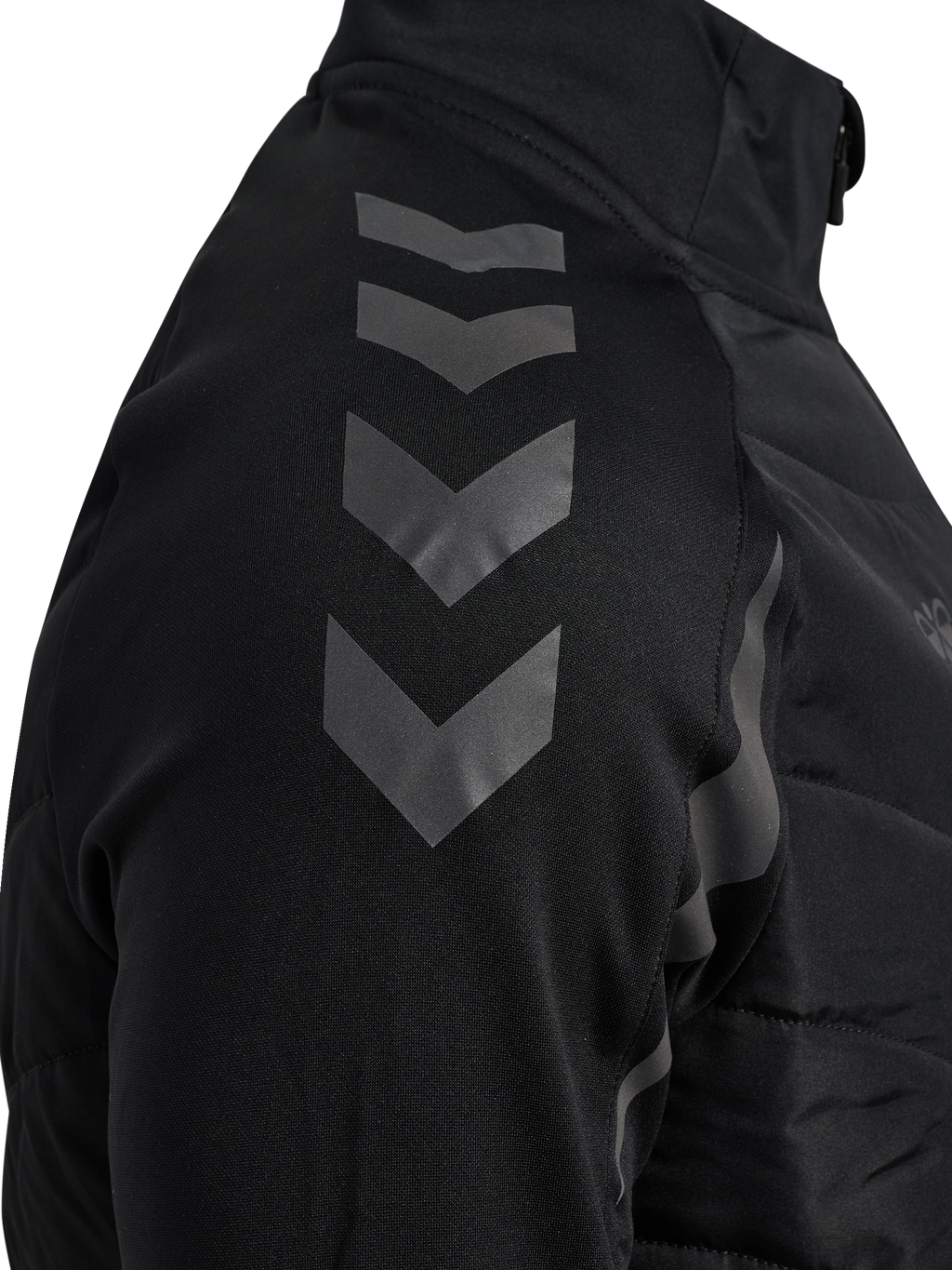 hmlBTC WINTER TRAINING JACKET