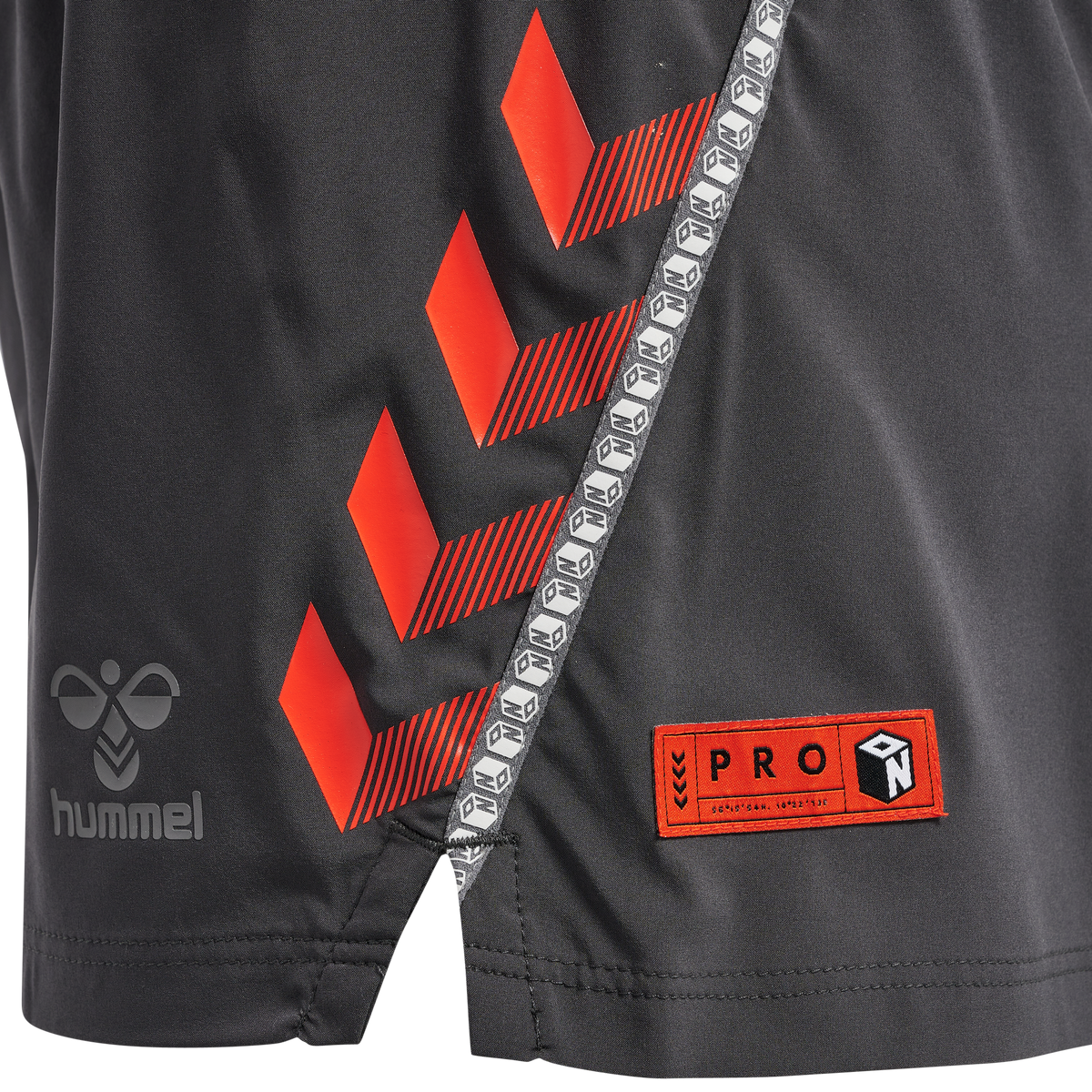 hmlPRO GRID GAME SHORTS WO