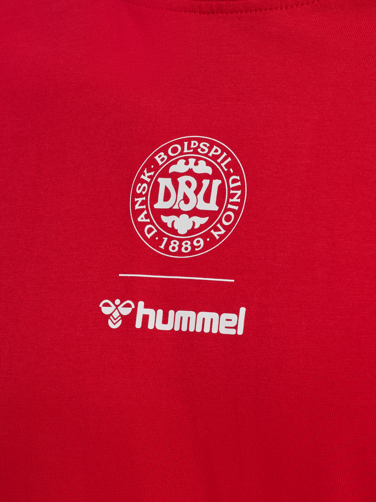 DBU 26 FAN RED-WHITE TEE SS