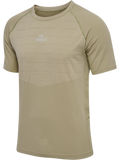 nwlPACE SEAMLESS TEE