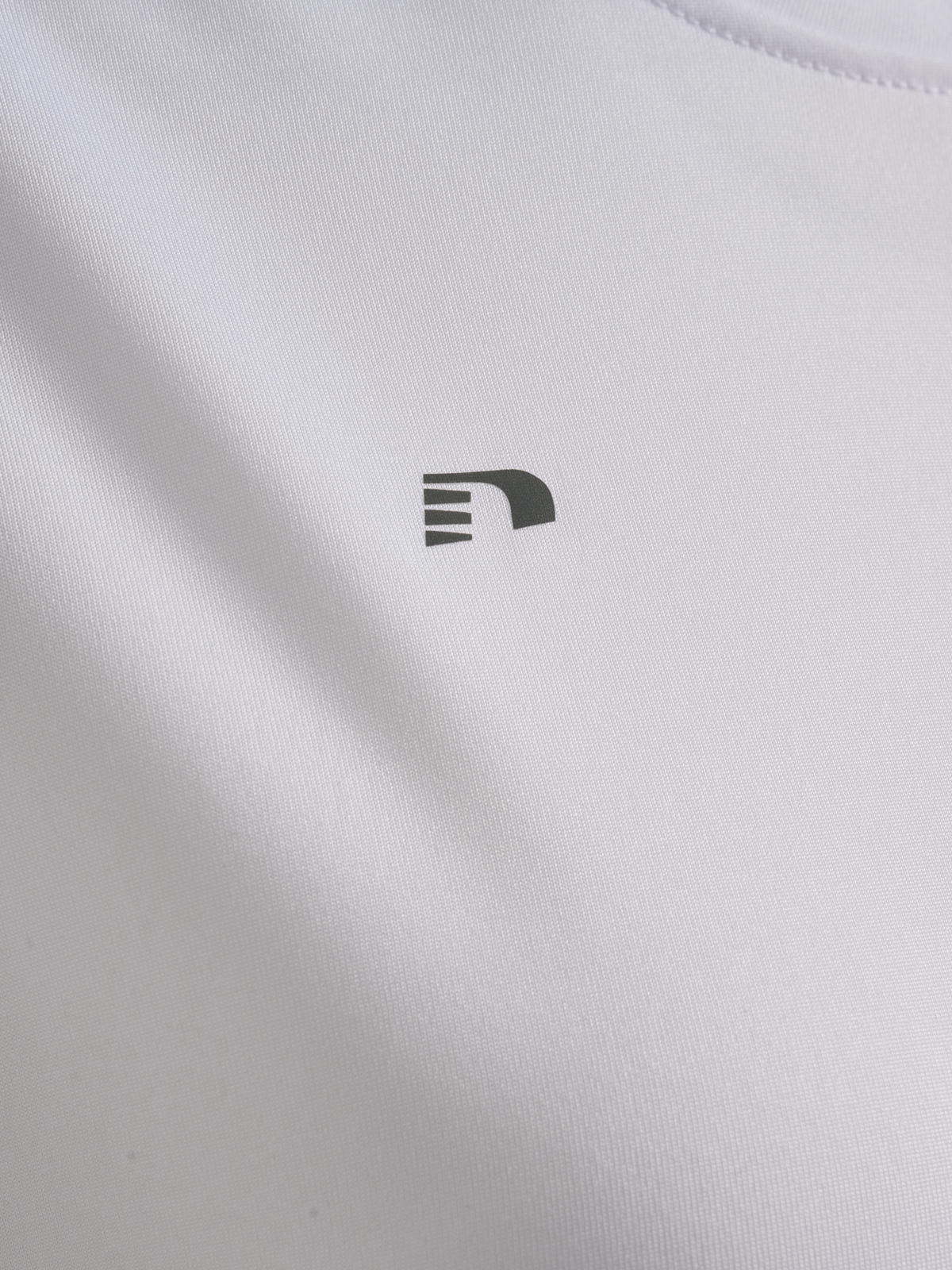 nwlBEAT W T-SHIRT L/S