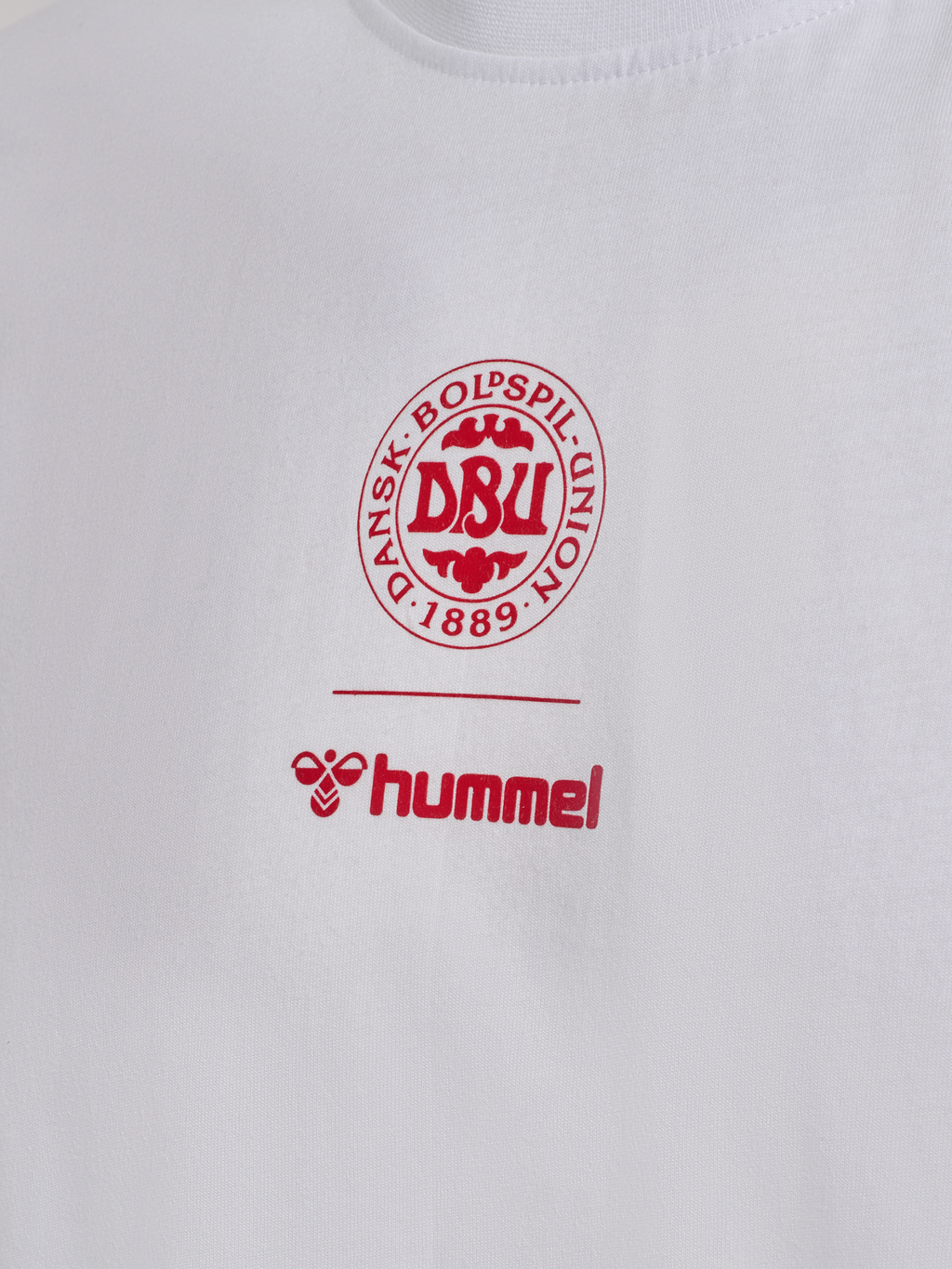 DBU 26 FAN RED-WHITE TEE SS