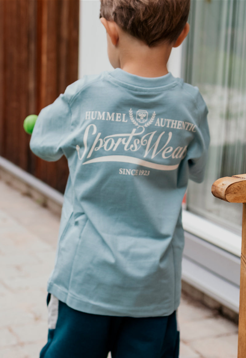 T-shirty
